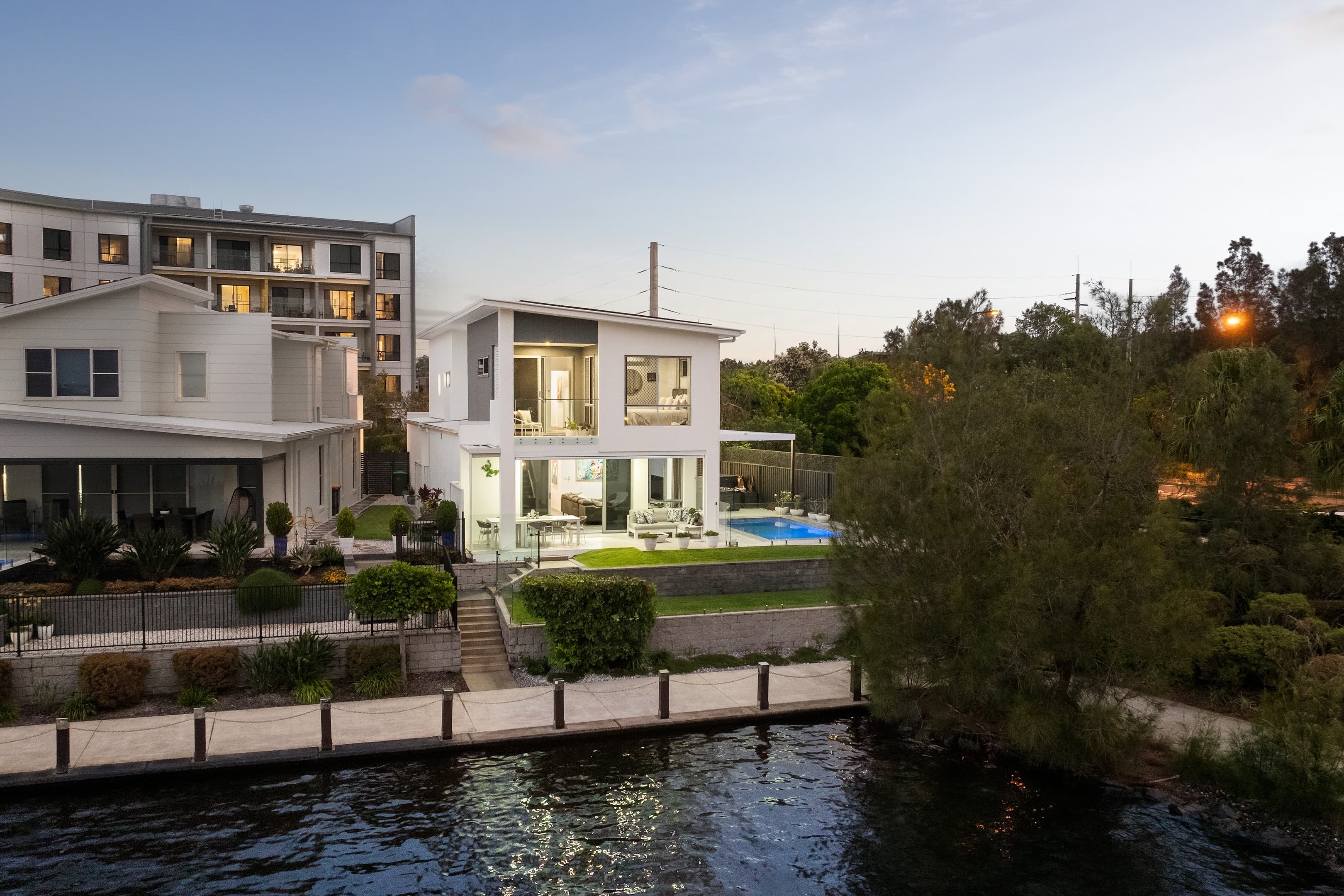 68 Reflection Crescent, Birtinya — photo 1 of 5
