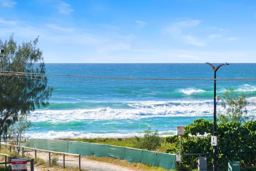 8/67 Broadbeach Boulevard, Broadbeach — photo 3 of 5