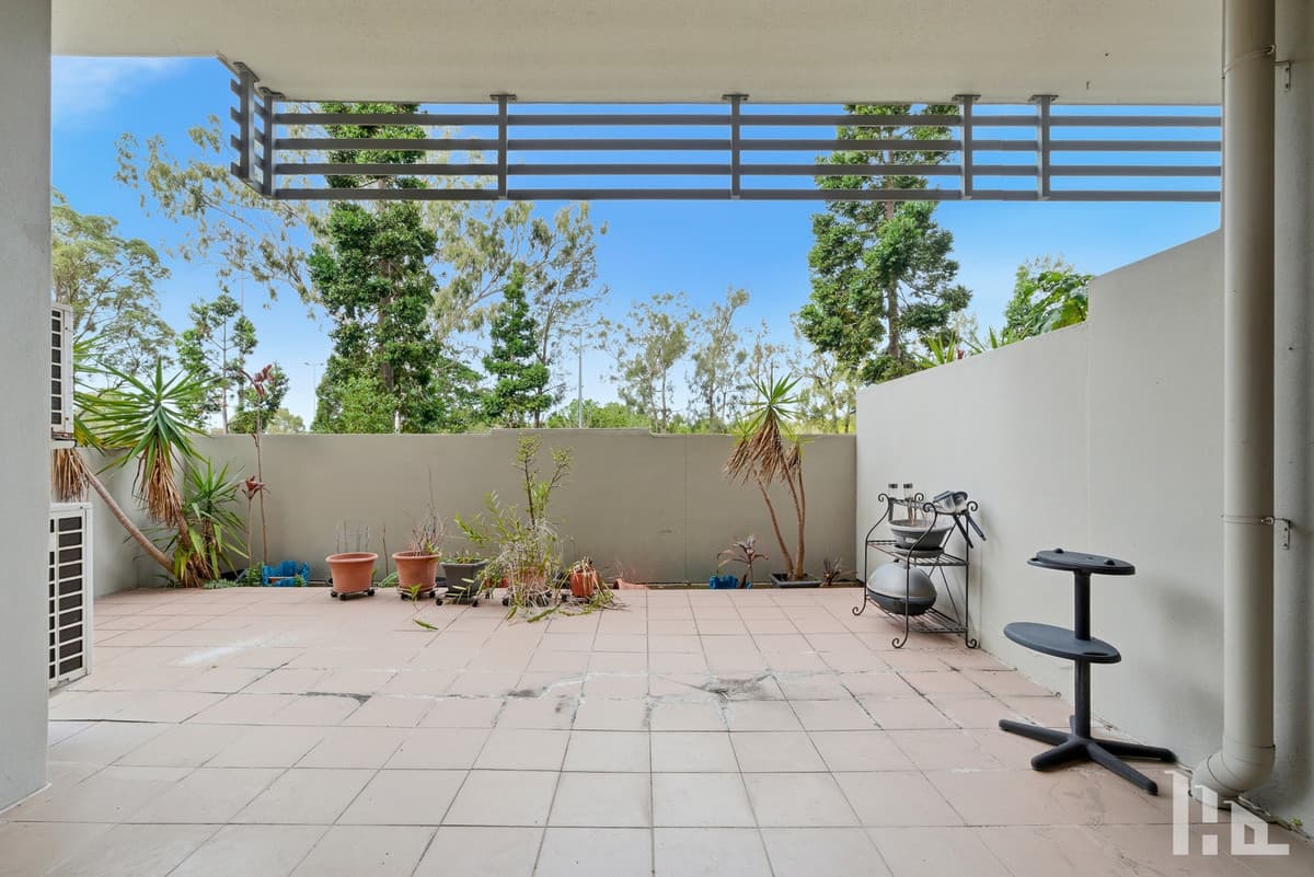4/41 Playfield Street, Chermside — photo 3 of 5