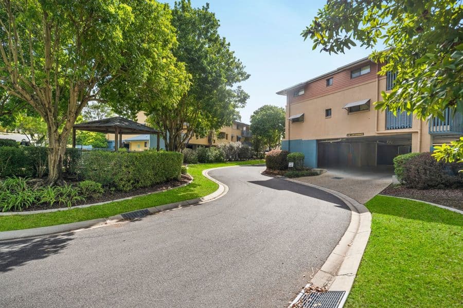 18/38 Palmer Street, Greenslopes — photo 1 of 5