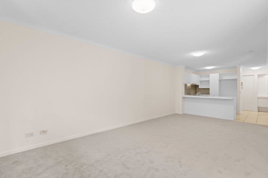 18/38 Palmer Street, Greenslopes — photo 4 of 5