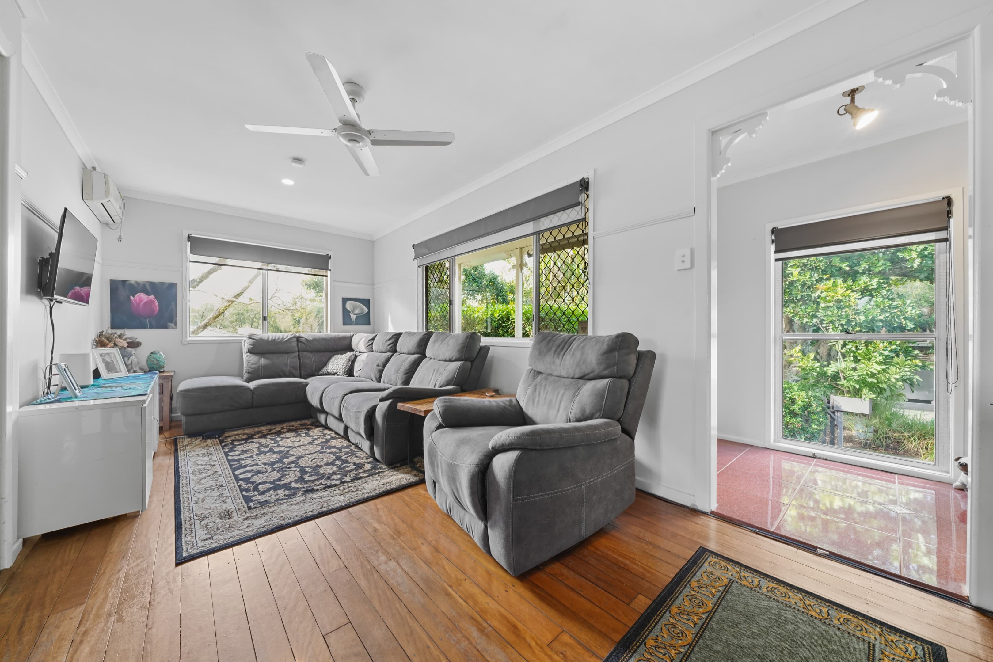8 Pheasant Avenue, Beenleigh — photo 4 of 5