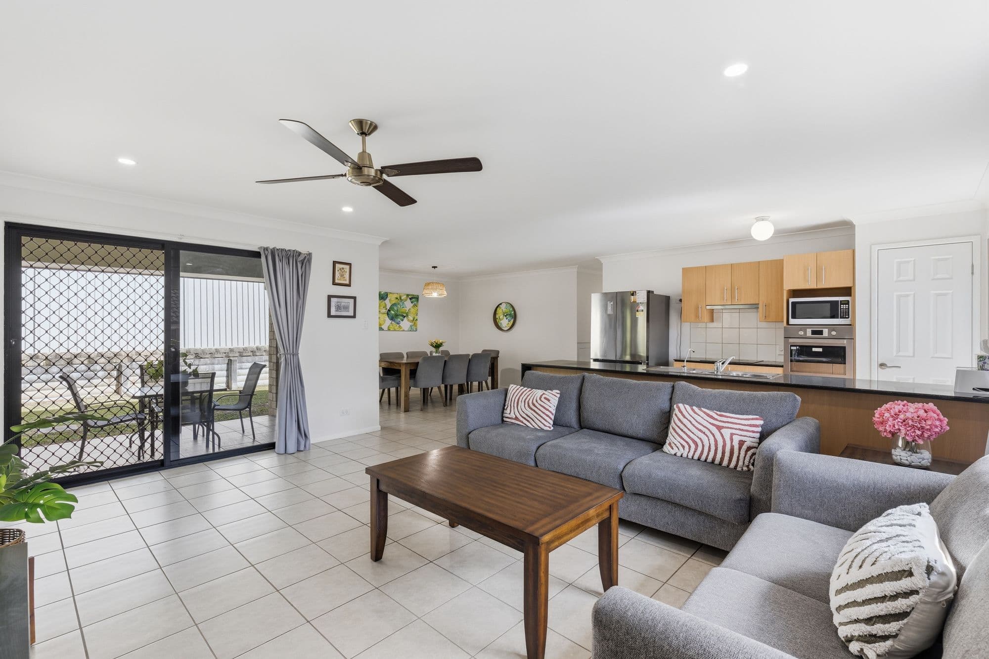 40 Bufalino Street, Parkinson — photo 2 of 5
