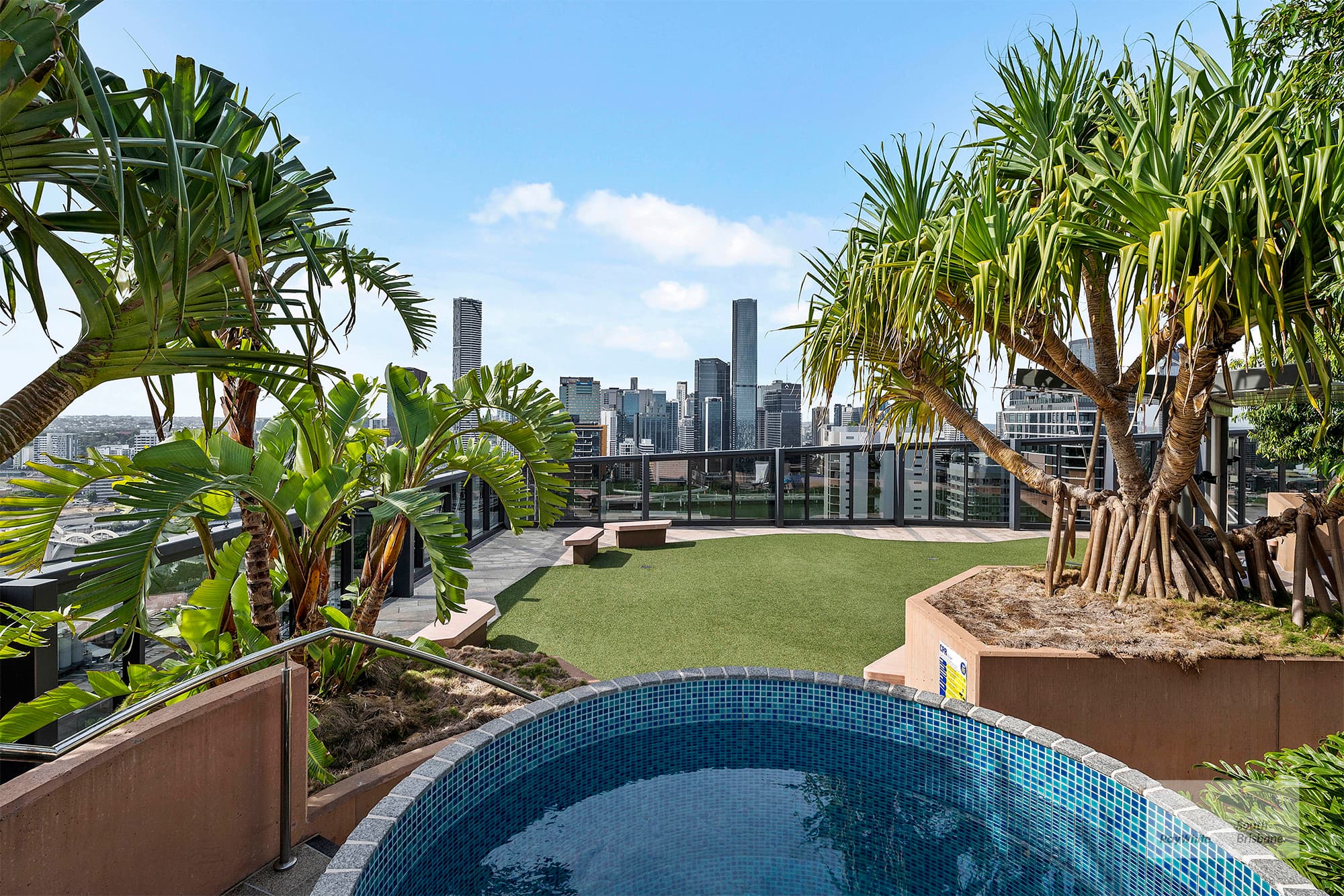 10702/1 Cordelia Street, South Brisbane — photo 1 of 5
