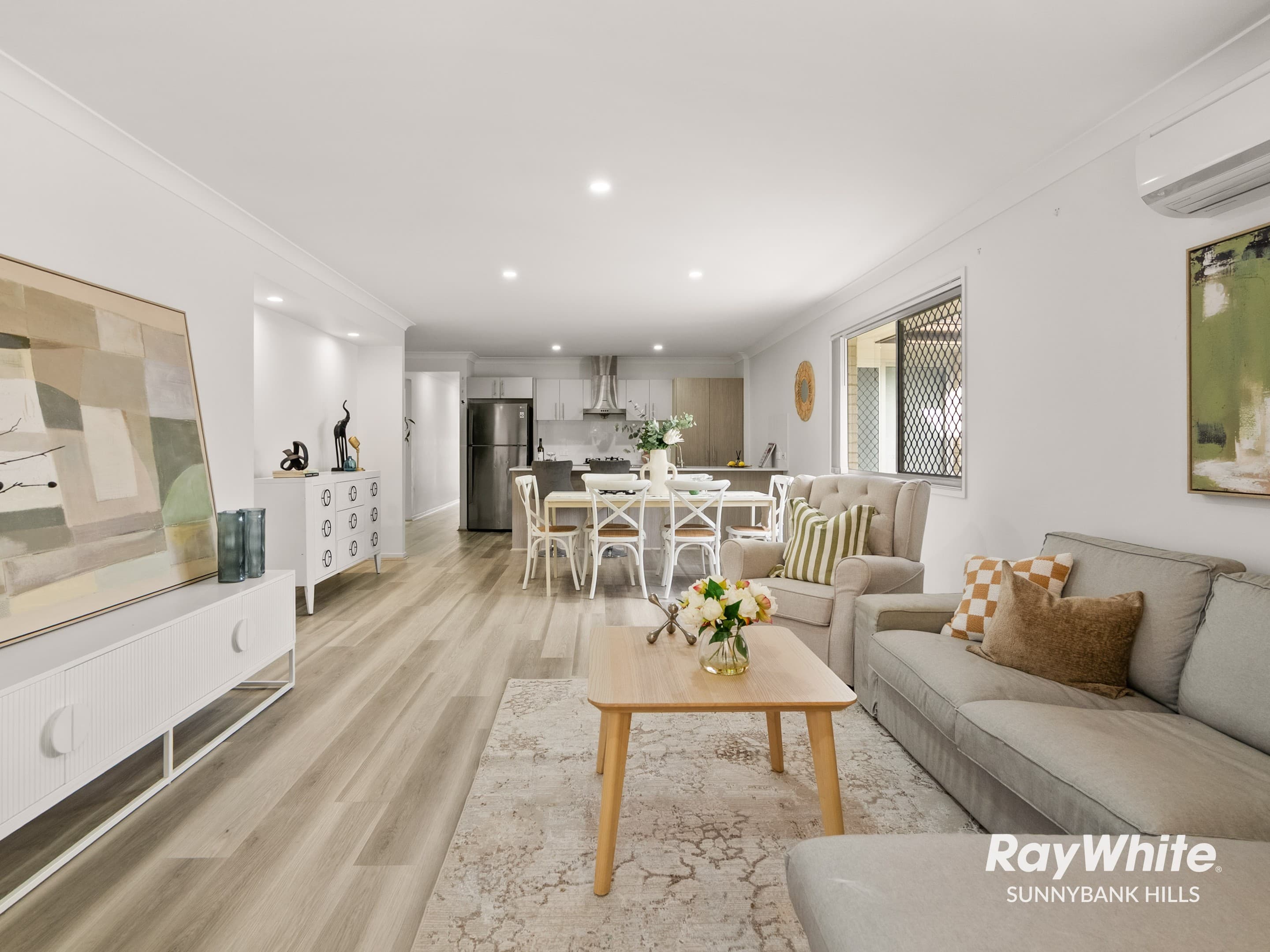 6 Anook Avenue, Browns Plains — photo 3 of 5