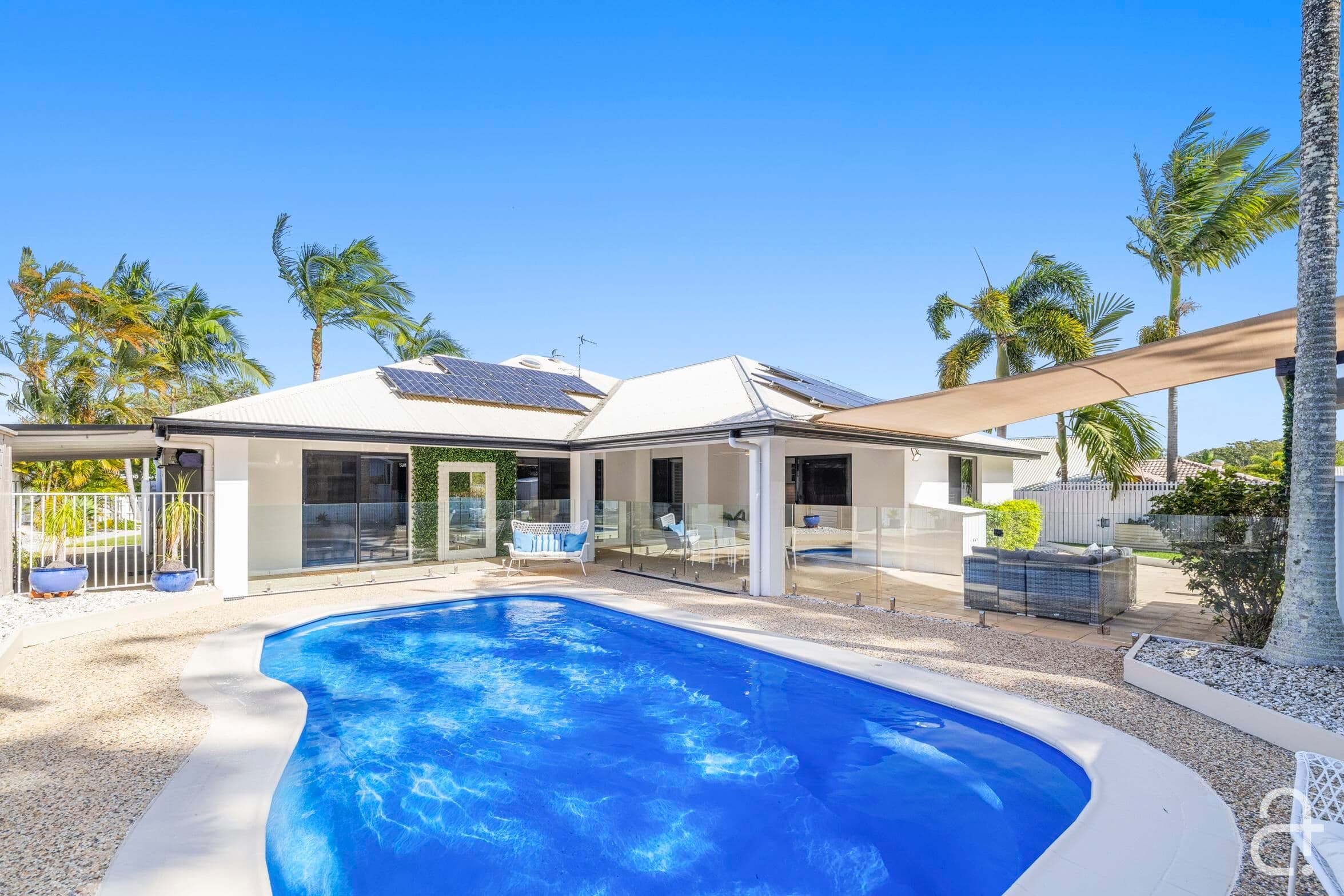 8 Burrajum Place, Caloundra West — photo 2 of 5