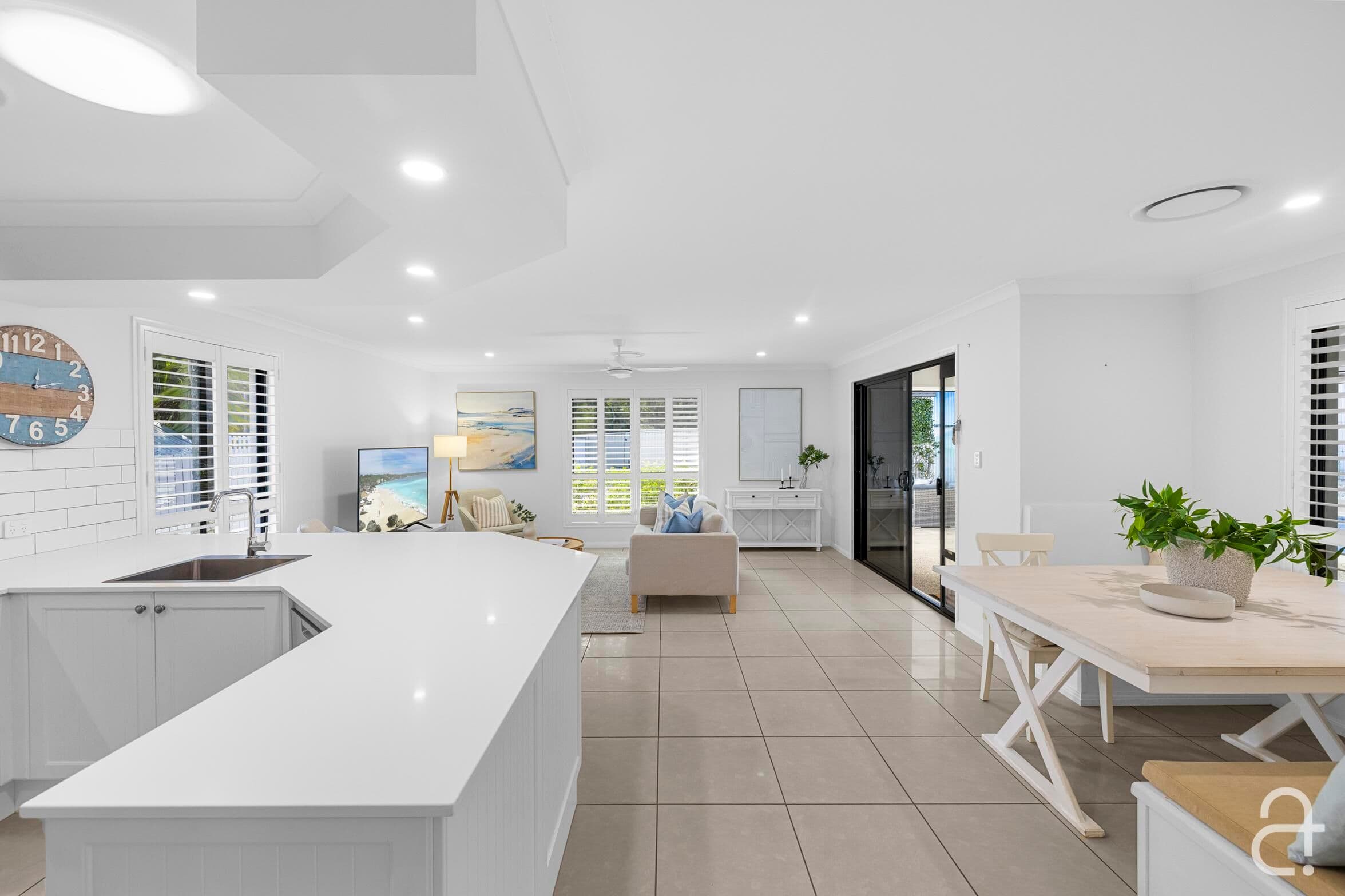 8 Burrajum Place, Caloundra West — photo 4 of 5