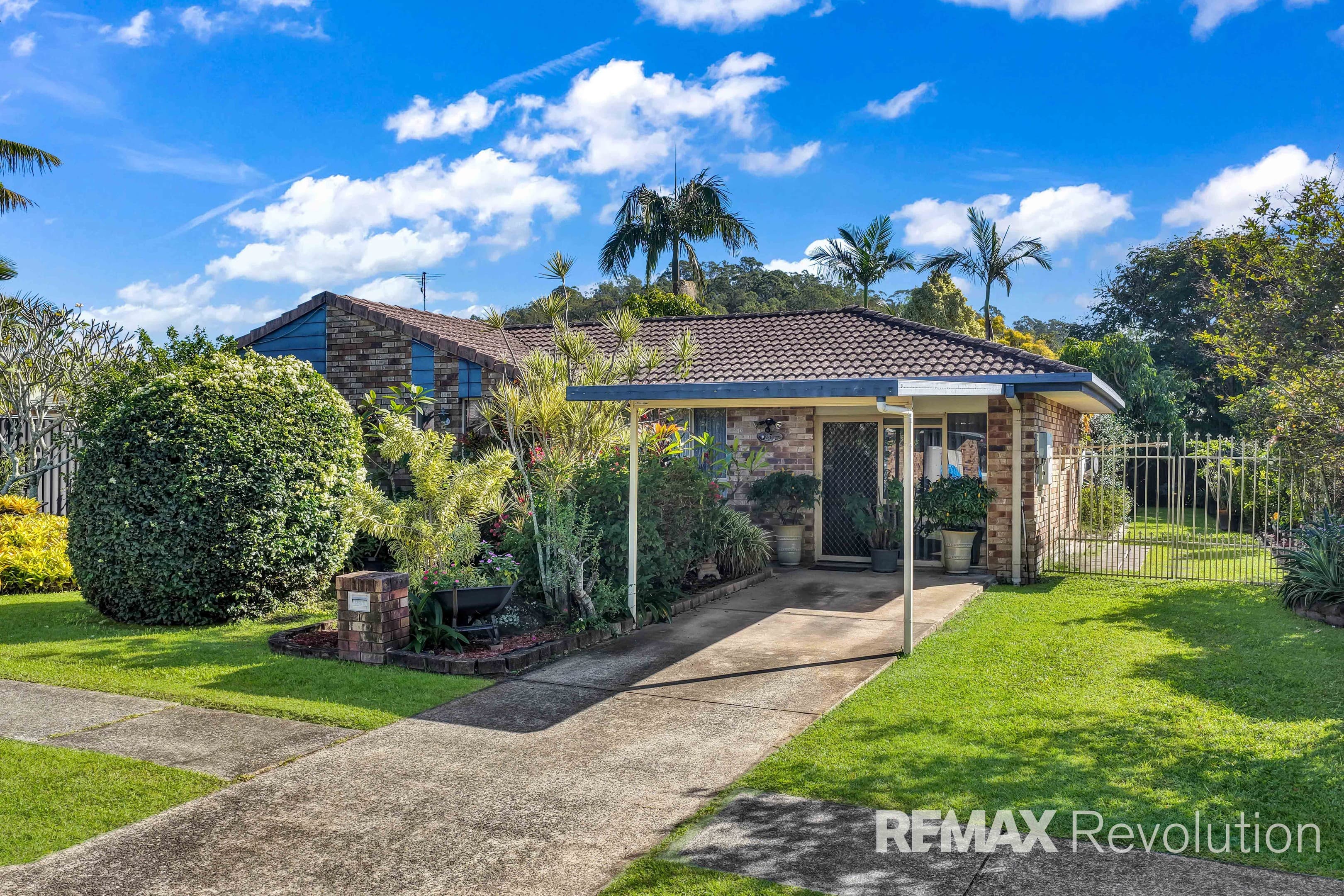 27 Kinta Street, Tanah Merah — photo 1 of 5