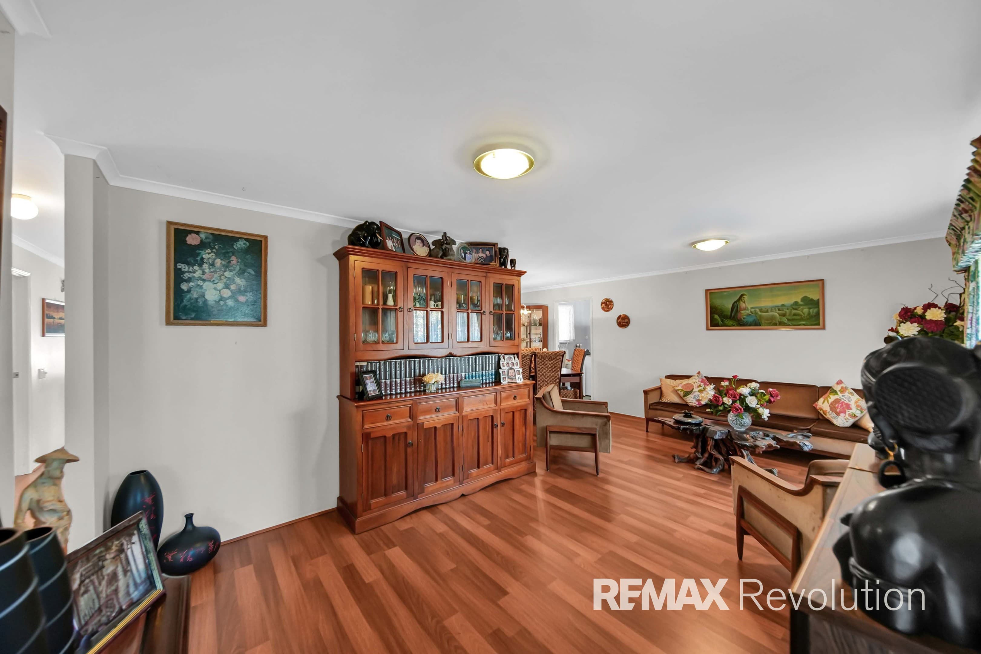 27 Kinta Street, Tanah Merah — photo 3 of 5