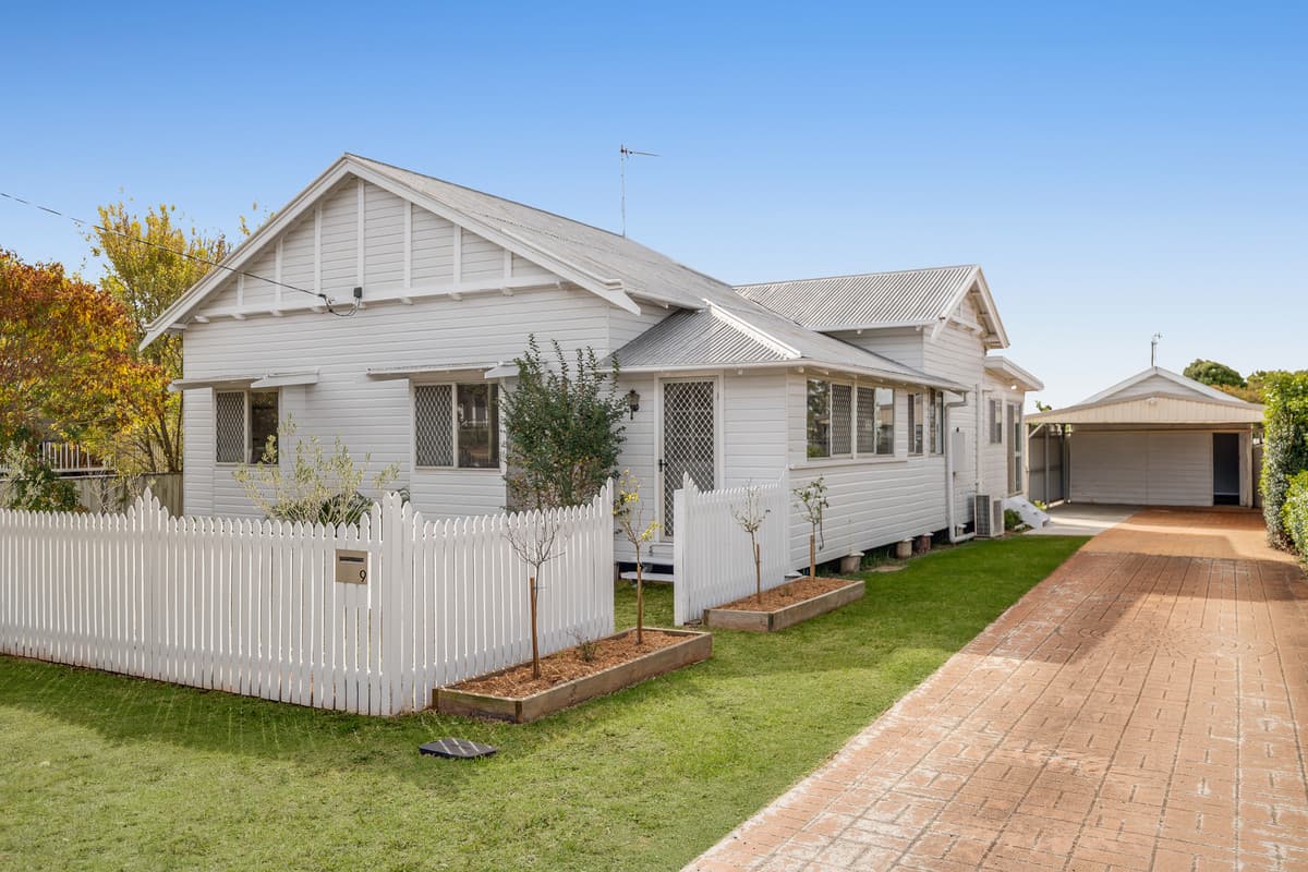 9 Wilfred Street, Harristown — photo 1 of 5