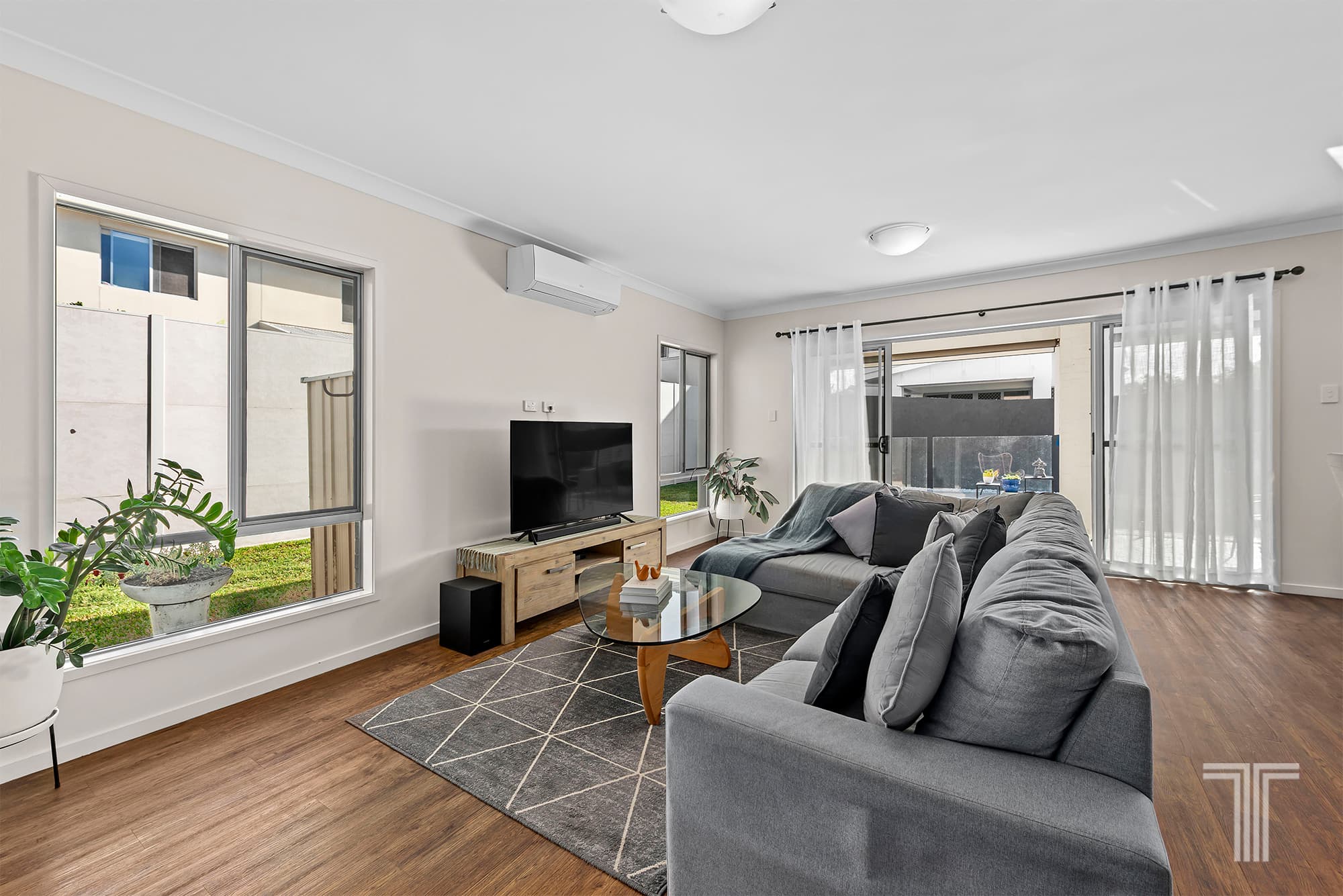 7 Mcmullan Close, Gumdale — photo 3 of 5