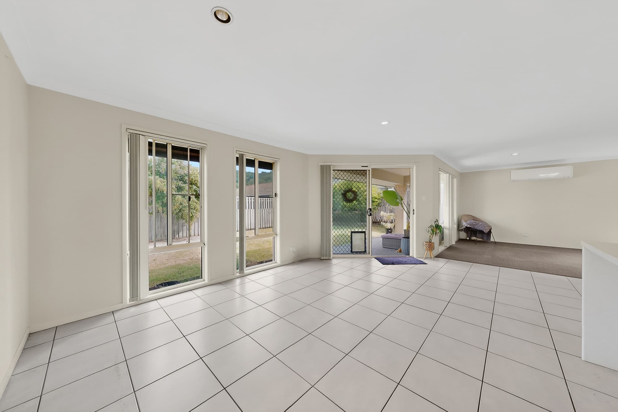 26 Breezeway Drive, Bahrs Scrub — photo 3 of 5