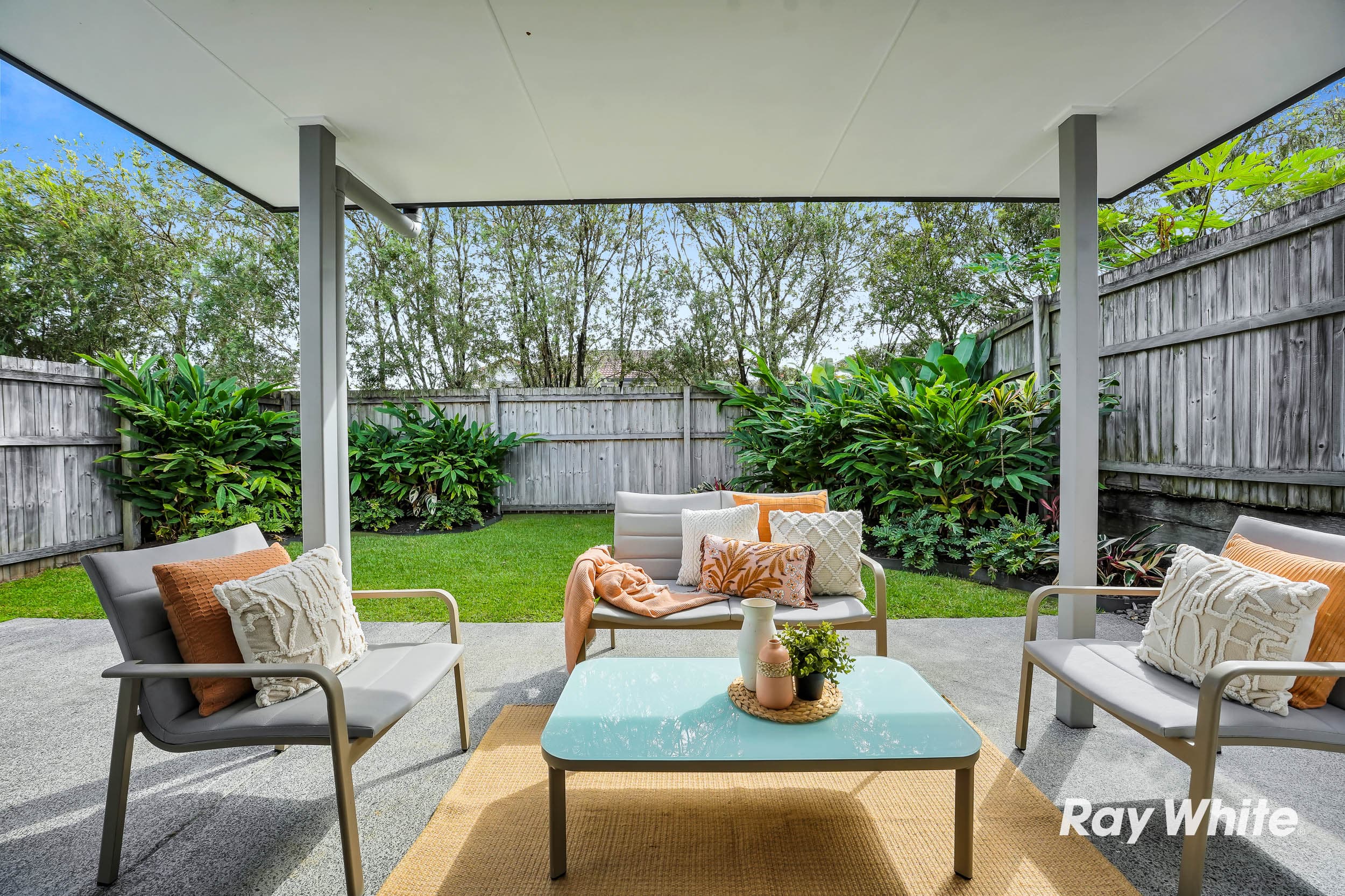 42/1 Daintree Drive, Parkinson — photo 1 of 5