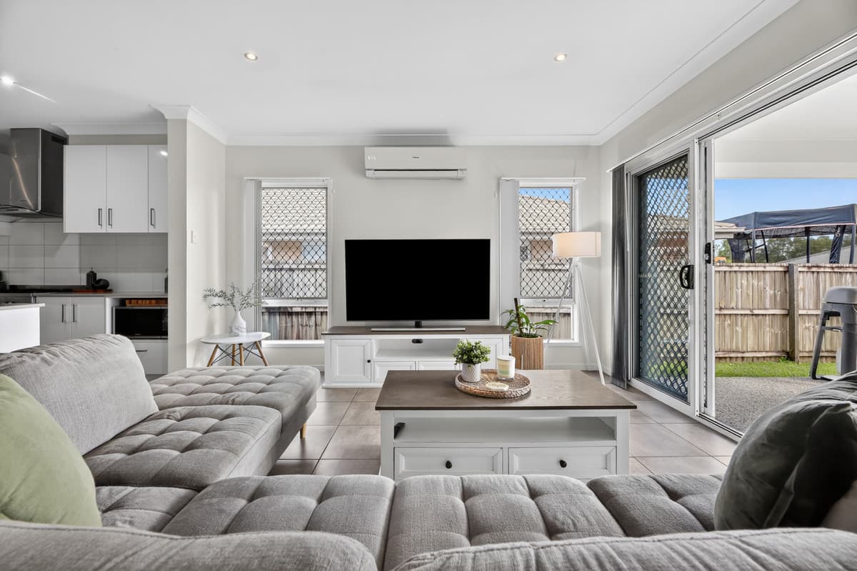 39 Mclachlan Circuit, Willow Vale — photo 4 of 5