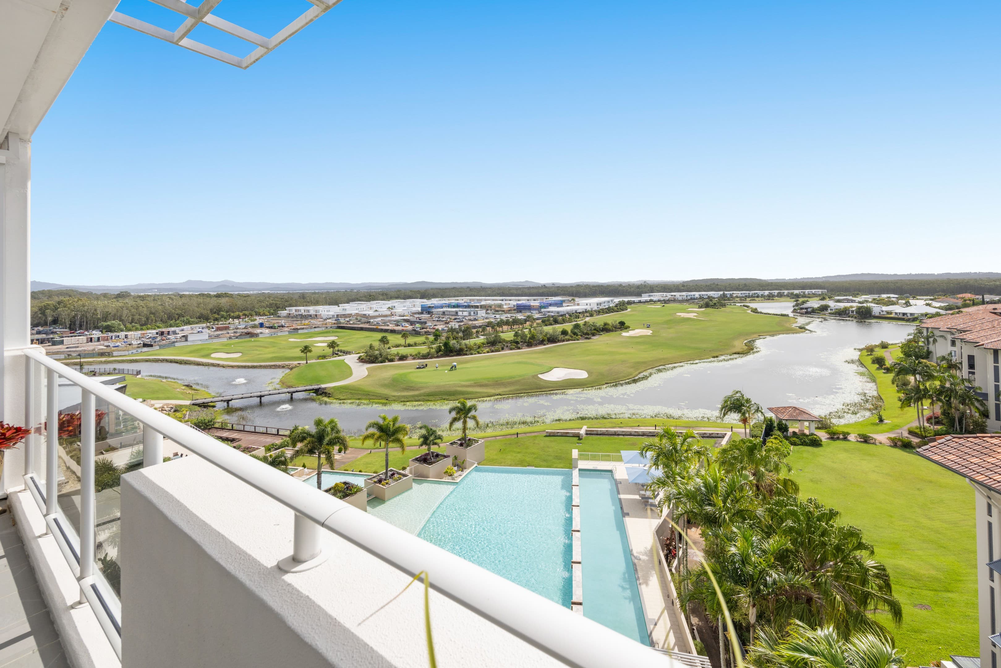 704/38 Mahogany Drive, Pelican Waters — photo 1 of 5