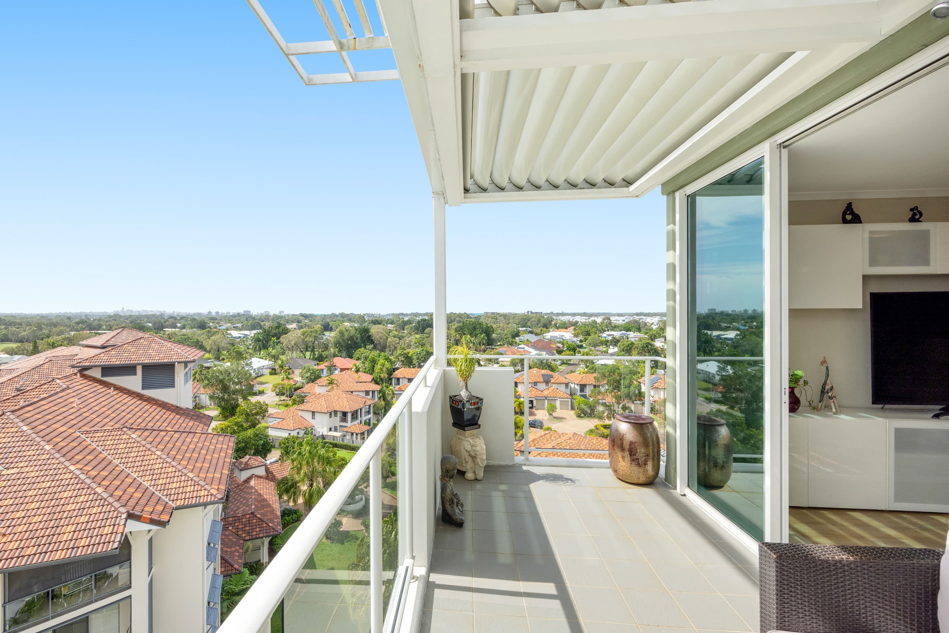 704/38 Mahogany Drive, Pelican Waters — photo 3 of 5