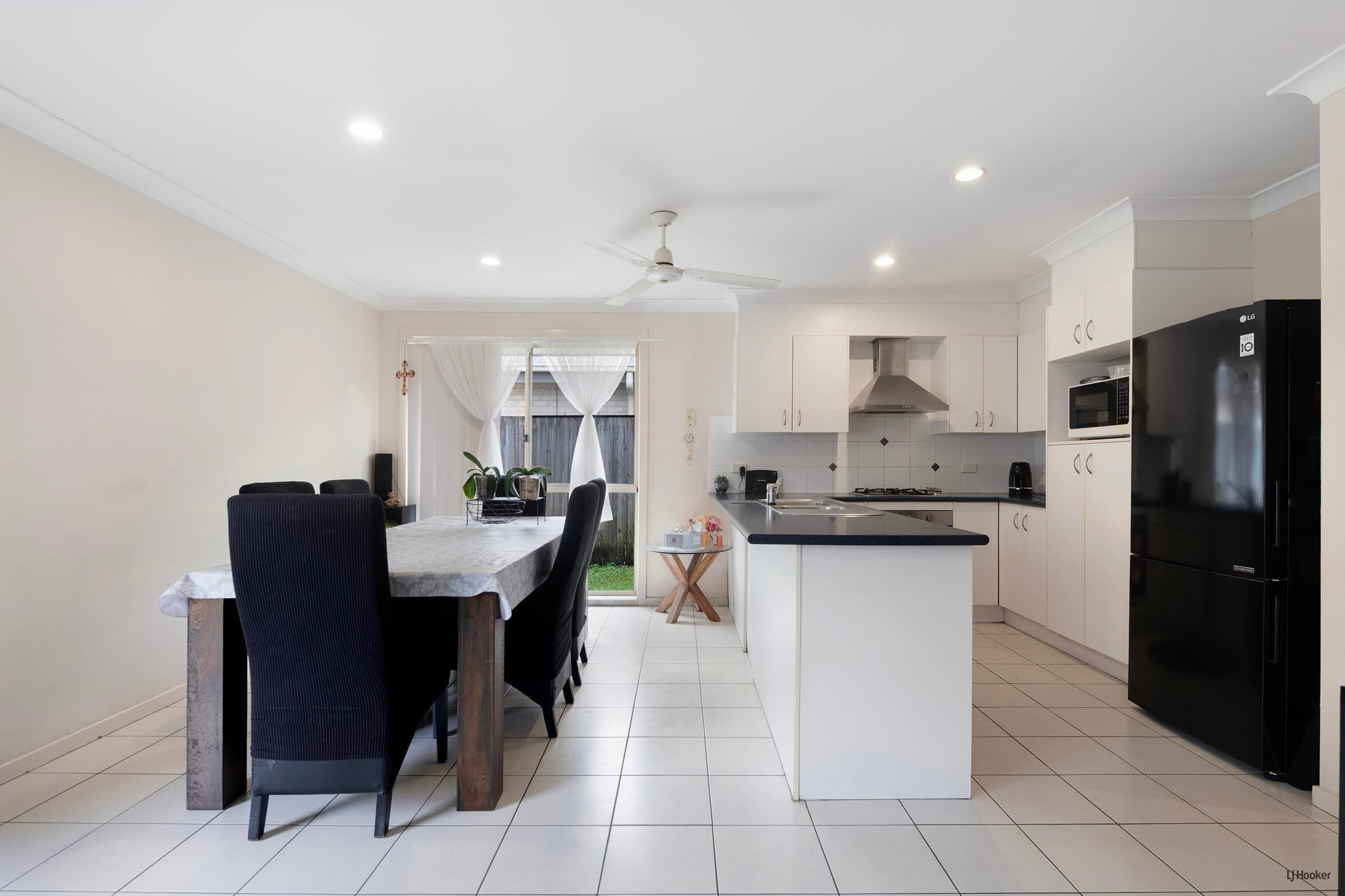 14 Talpa Street, Coomera — photo 3 of 5