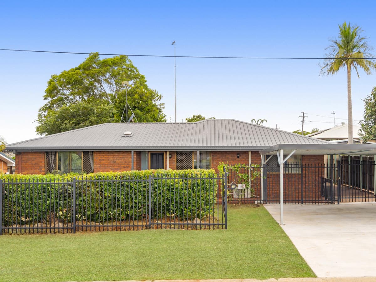 542 Greenwattle Street, Newtown — photo 1 of 5