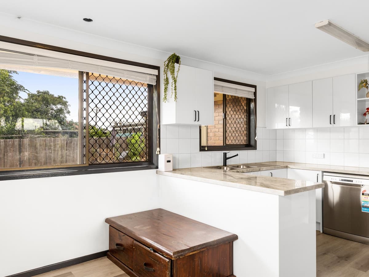 542 Greenwattle Street, Newtown — photo 4 of 5