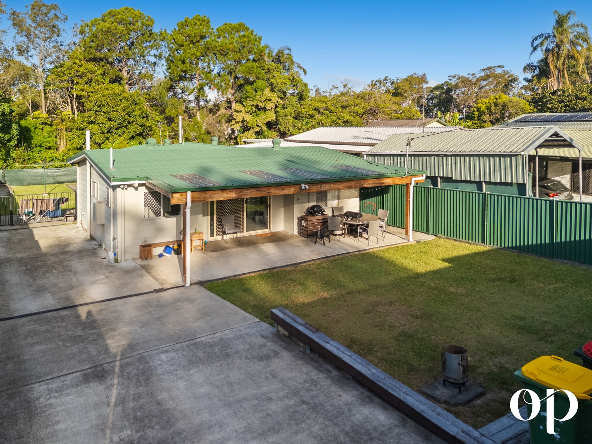 247 Wardoo Street, Southport — photo 1 of 5