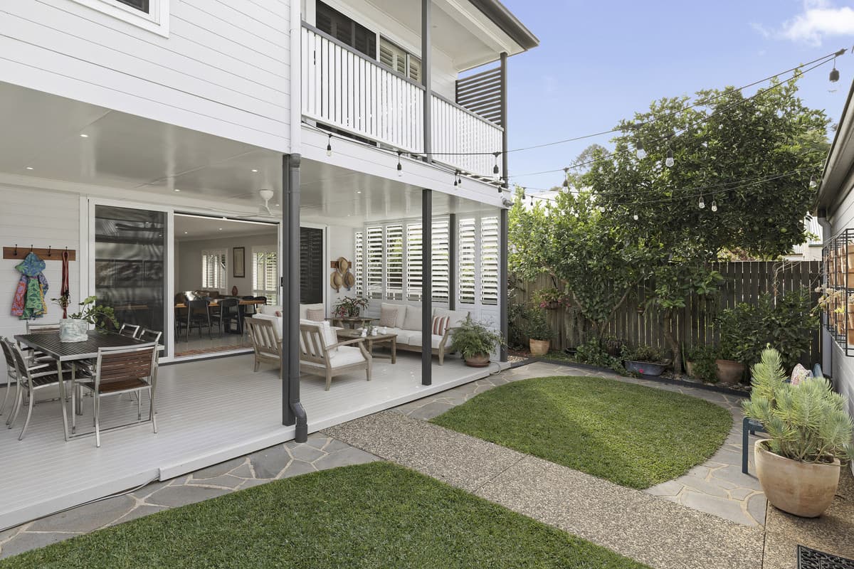 14 Eleanor Street, East Toowoomba — photo 4 of 24