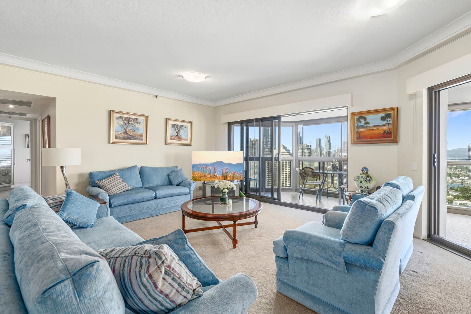 173/8 Admiralty Drive, Surfers Paradise — photo 3 of 5