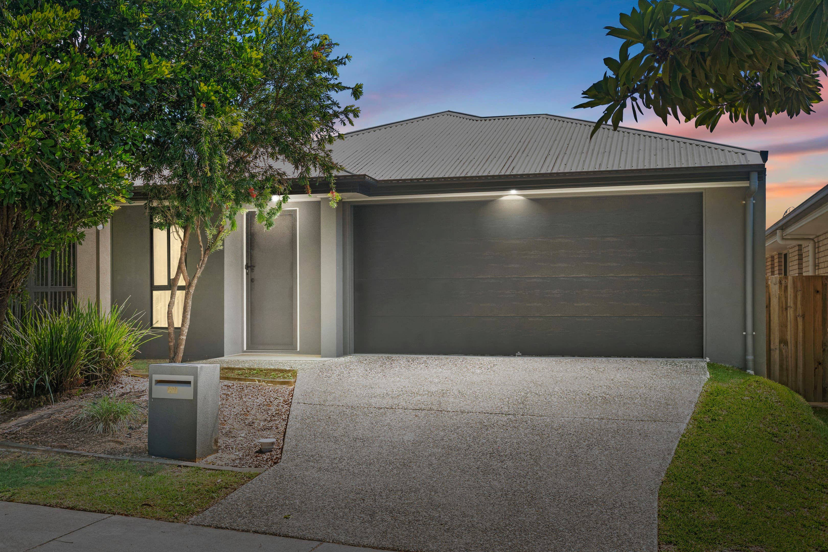 88 Almandin Street, Logan Reserve — photo 1 of 5