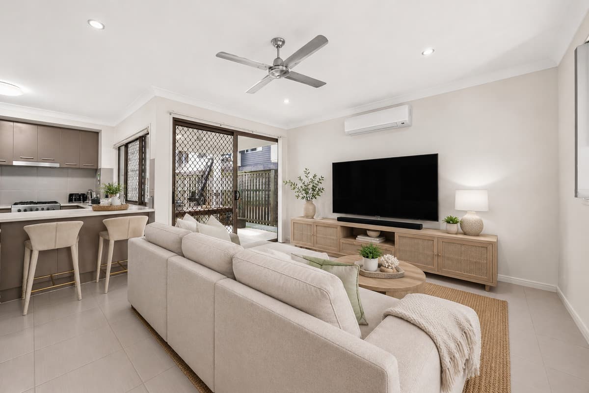 6 Millstream Lane, Fitzgibbon — photo 4 of 5