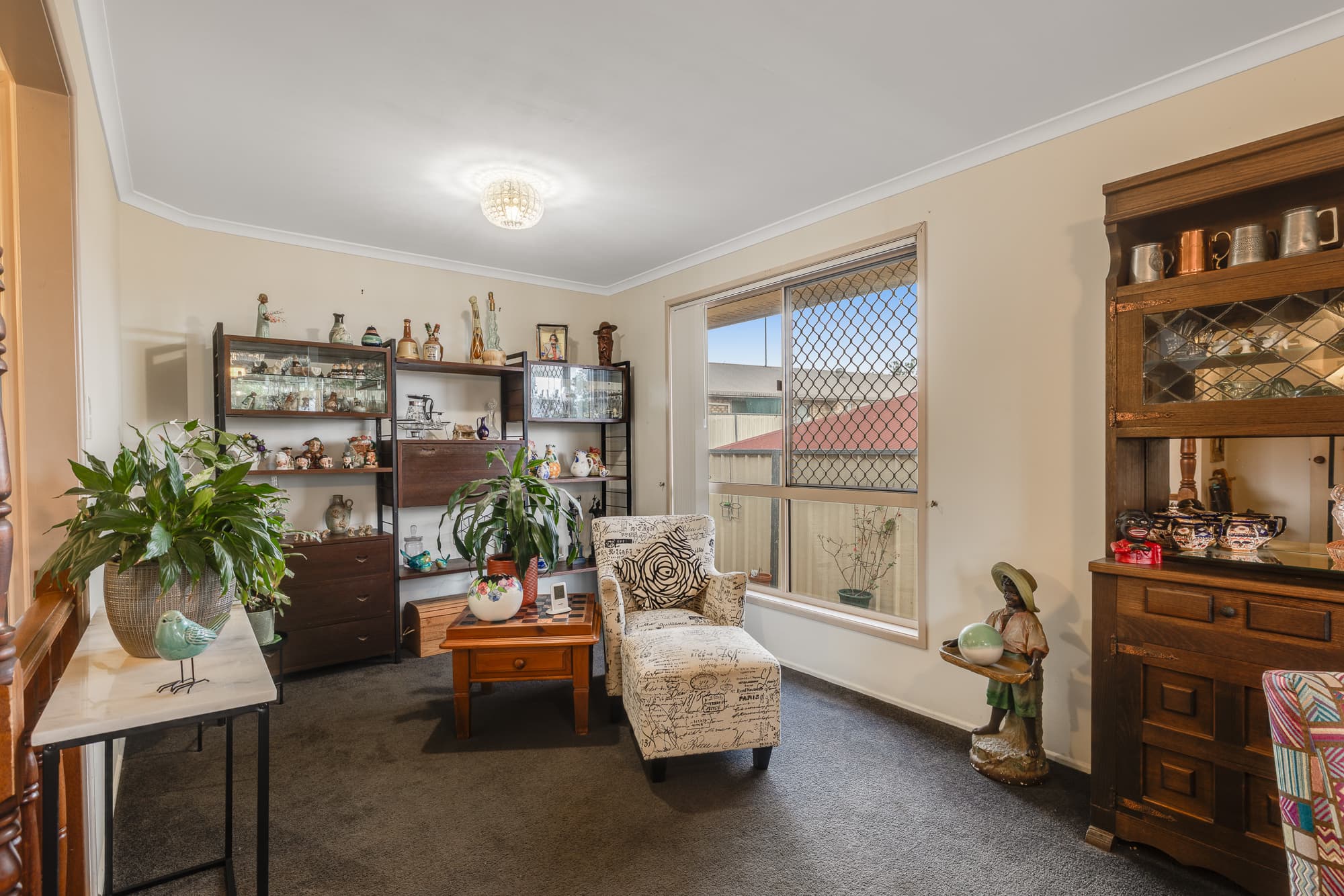 56 Catalina Drive, Wilsonton — photo 4 of 5