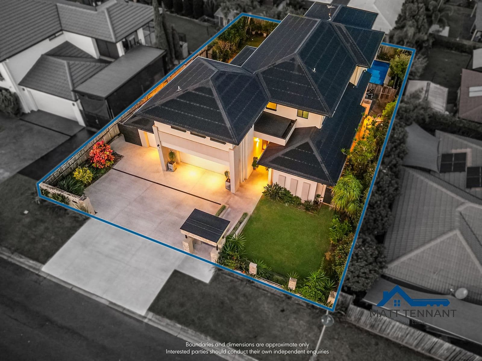 2 Bribie Close, Redland Bay — photo 1 of 5