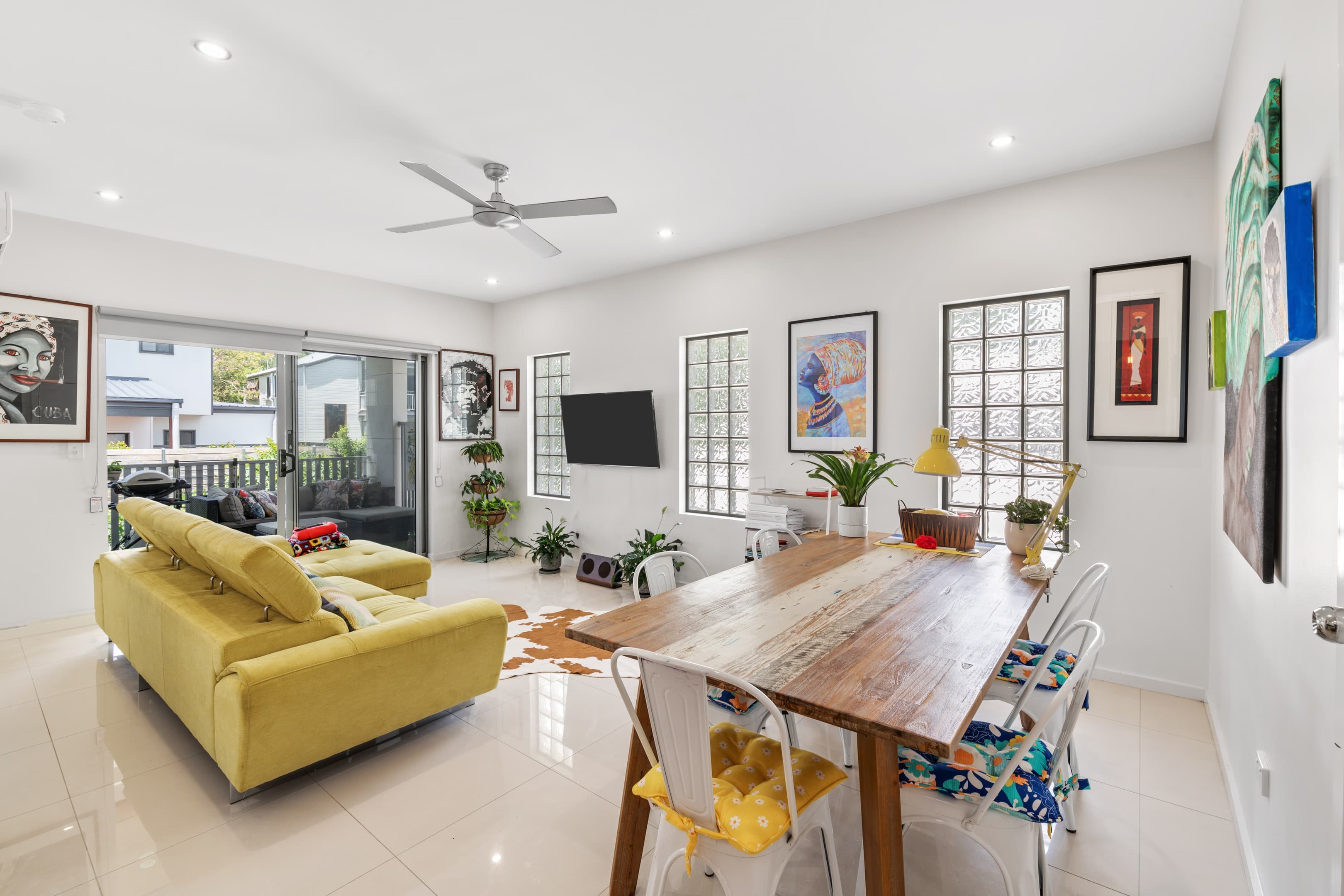 8/30 Olive Street, Nundah — photo 3 of 5