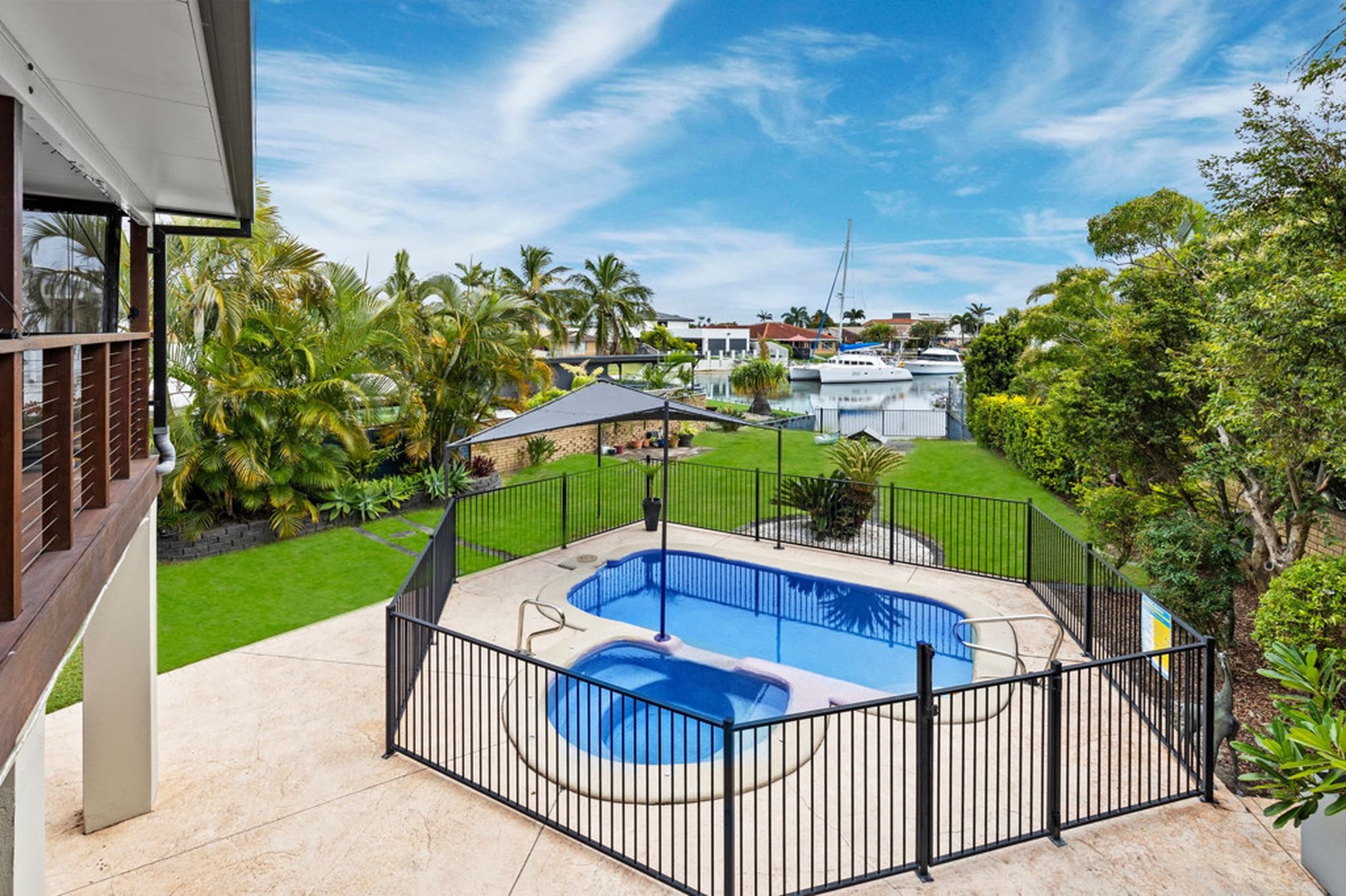 55 Abalone Avenue, Paradise Point — photo 1 of 5