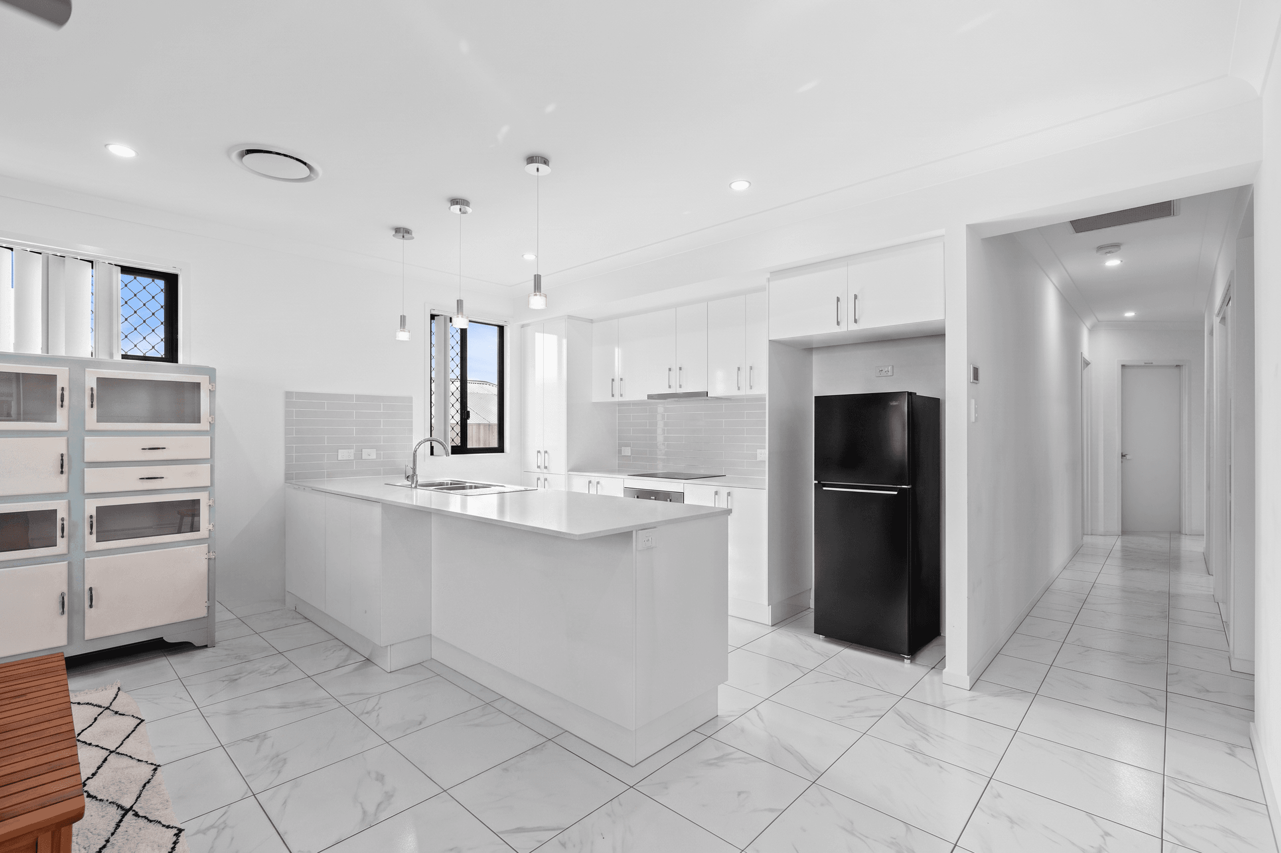 88 Midnight Crescent, Spring Mountain — photo 3 of 5