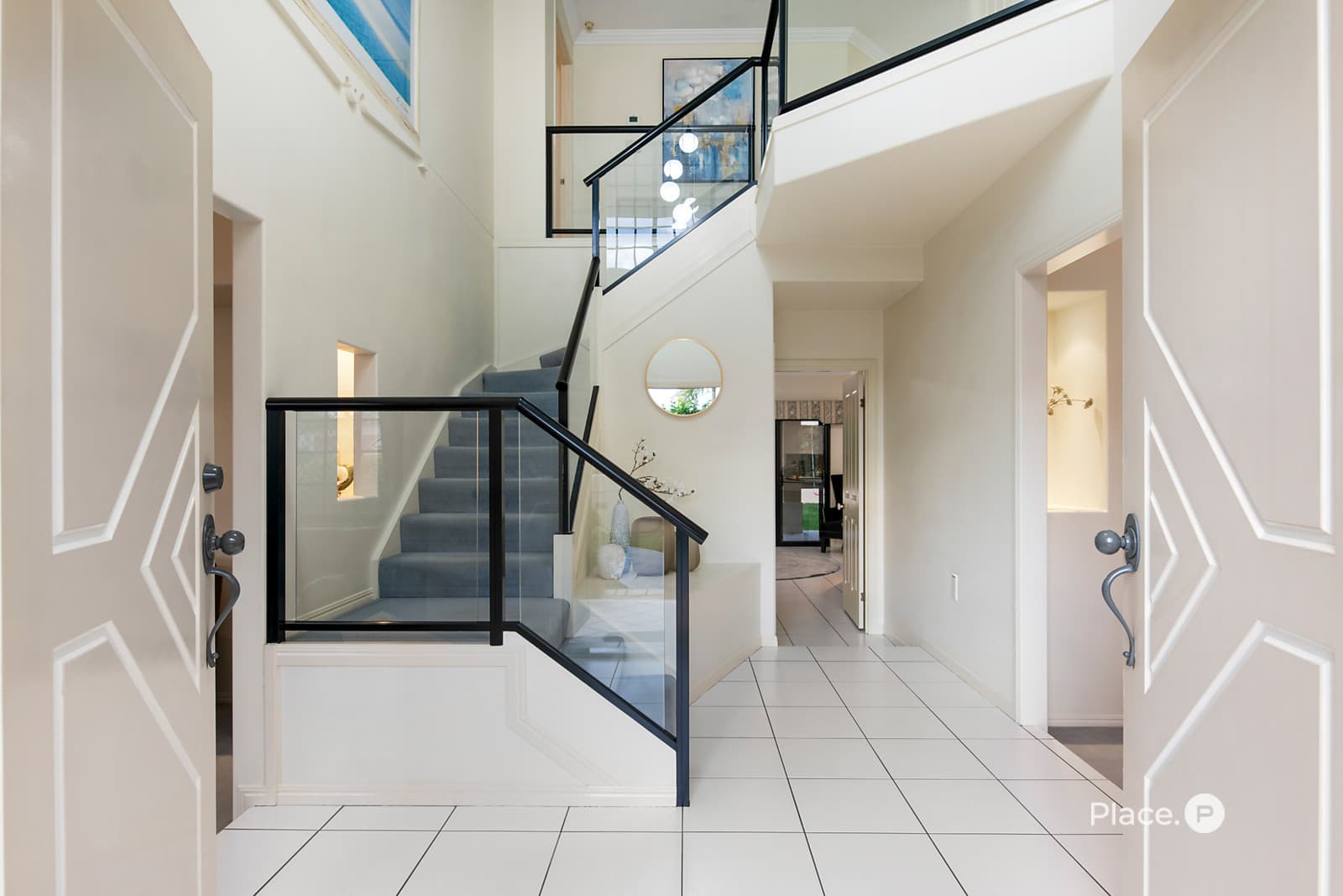 21 Meadow Place, Sunnybank Hills — photo 2 of 5