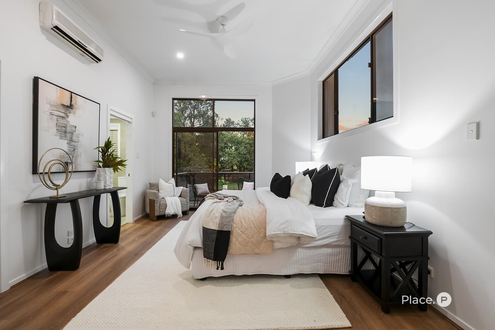 28 Floribunda Street, Sunnybank Hills — photo 3 of 5