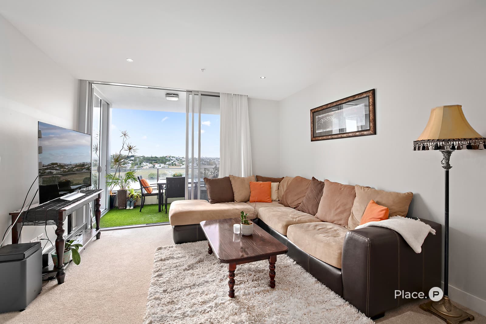 4045/37c Harbour Road, Hamilton — photo 3 of 5