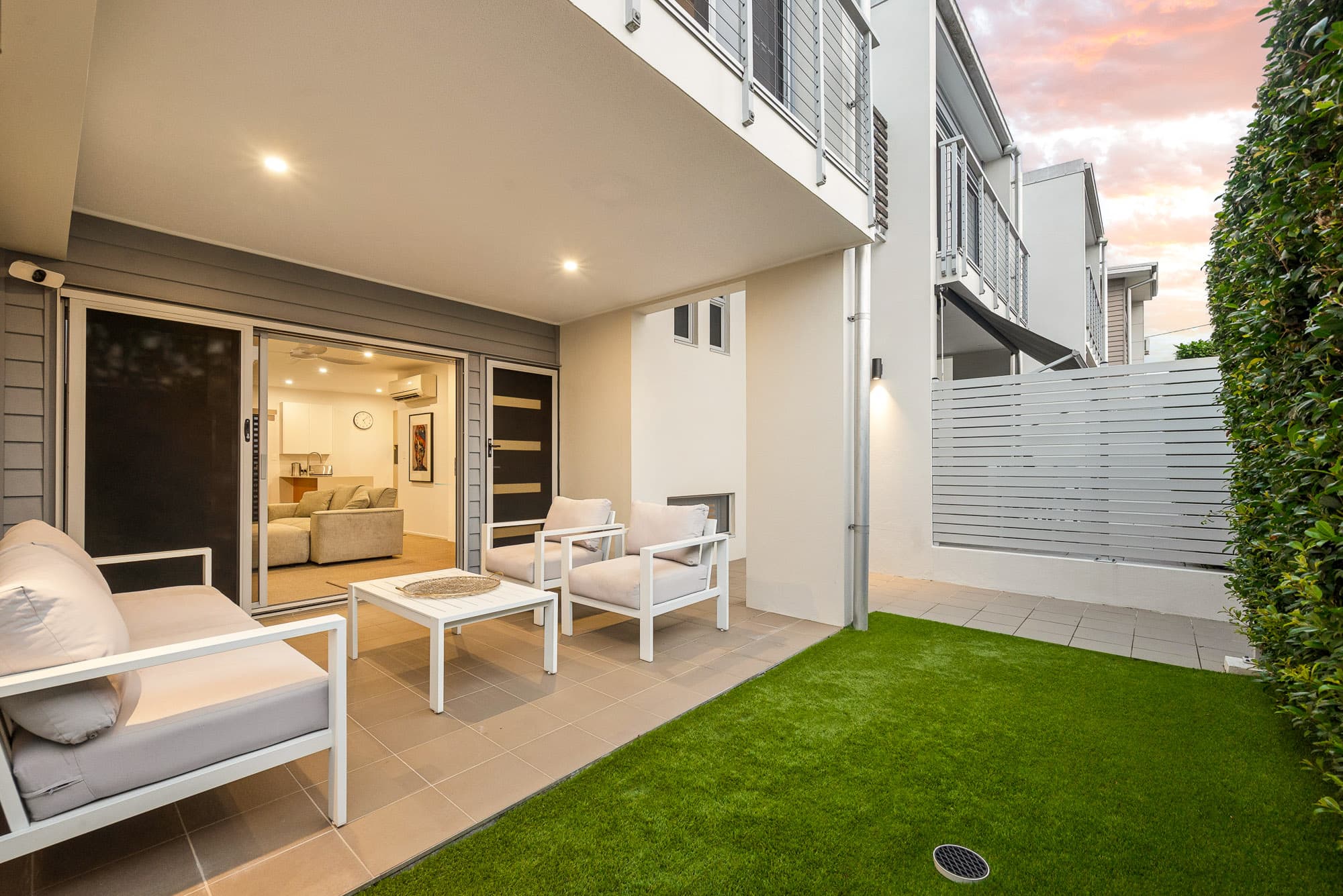 3/12 Palm Square, Morningside — photo 1 of 5