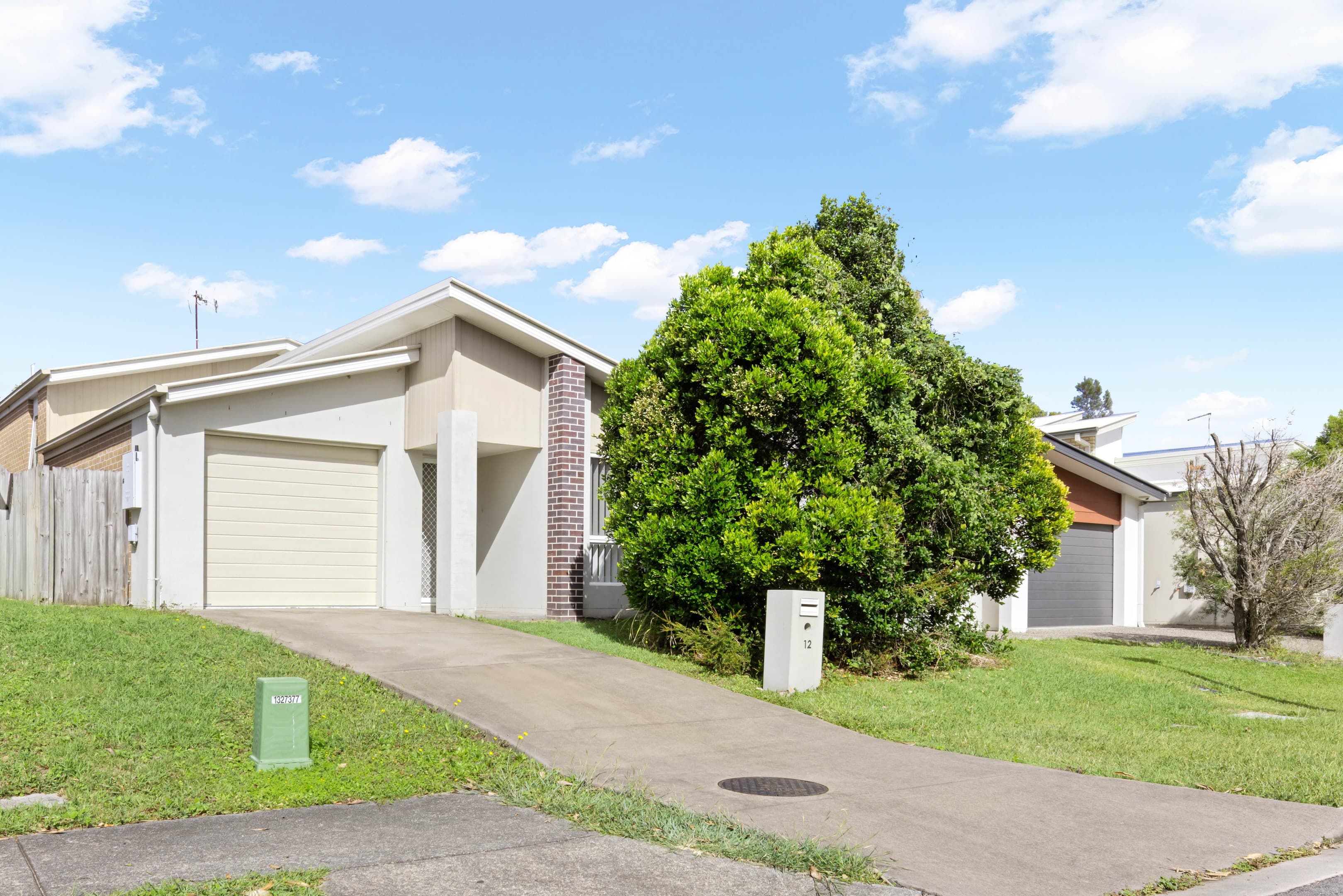 12 Gunther Avenue, Coomera — photo 1 of 5