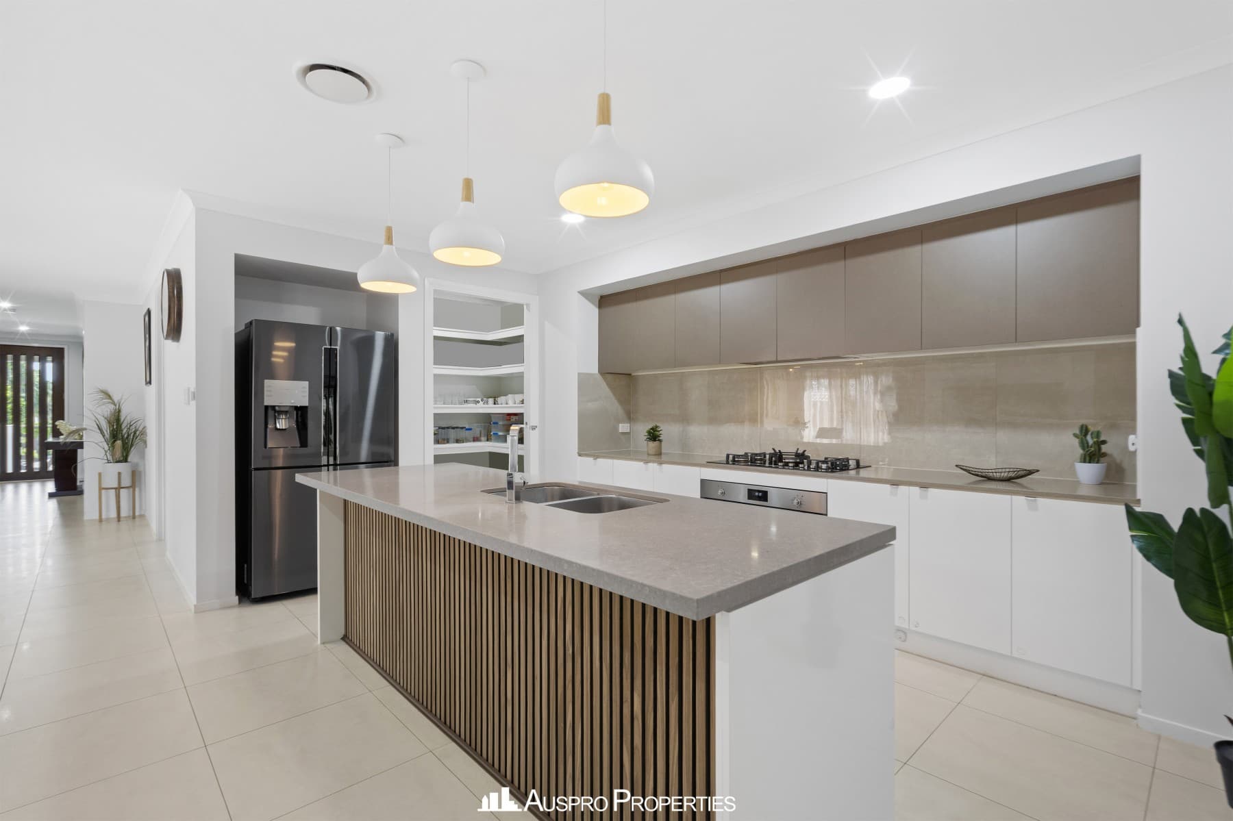 18 Katelyn Street, Underwood — photo 4 of 5