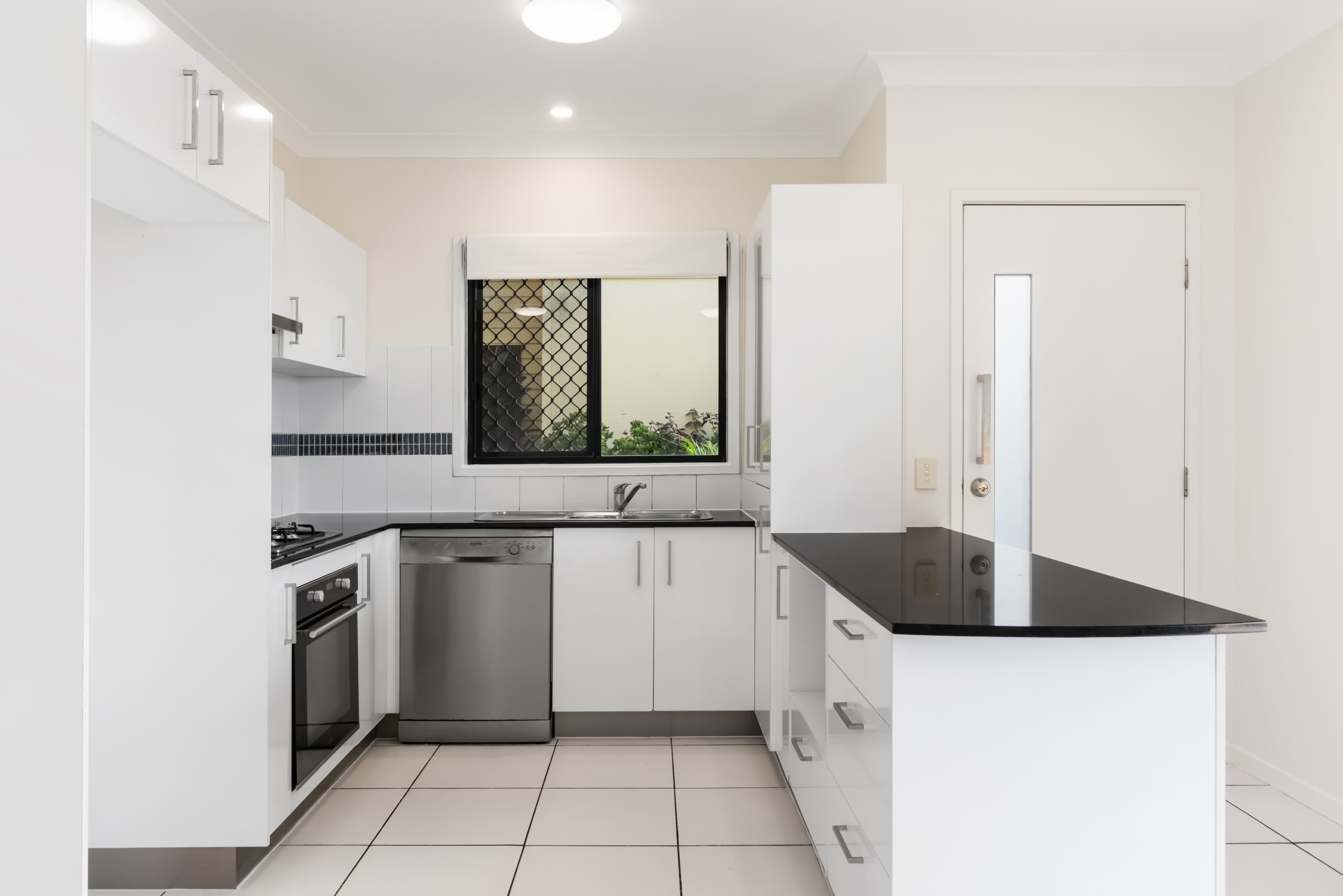 1/48 Glenalva Terrace, Enoggera — photo 4 of 12