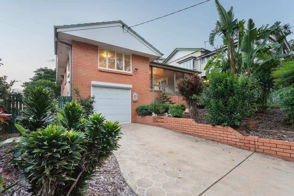 67 High Street, Bundamba — photo 1 of 9