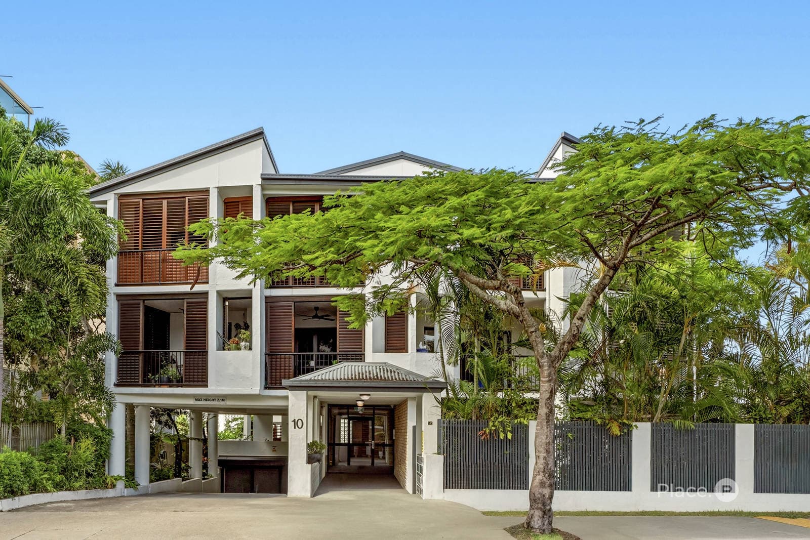 1/10 Oxlade Drive, New Farm — photo 1 of 5