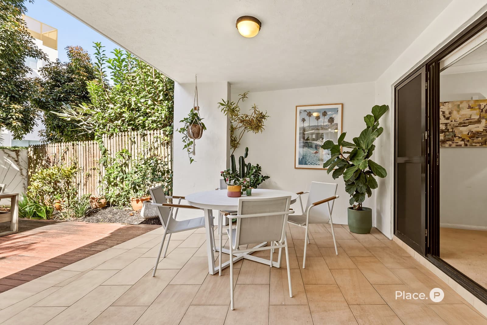 1/10 Oxlade Drive, New Farm — photo 3 of 5