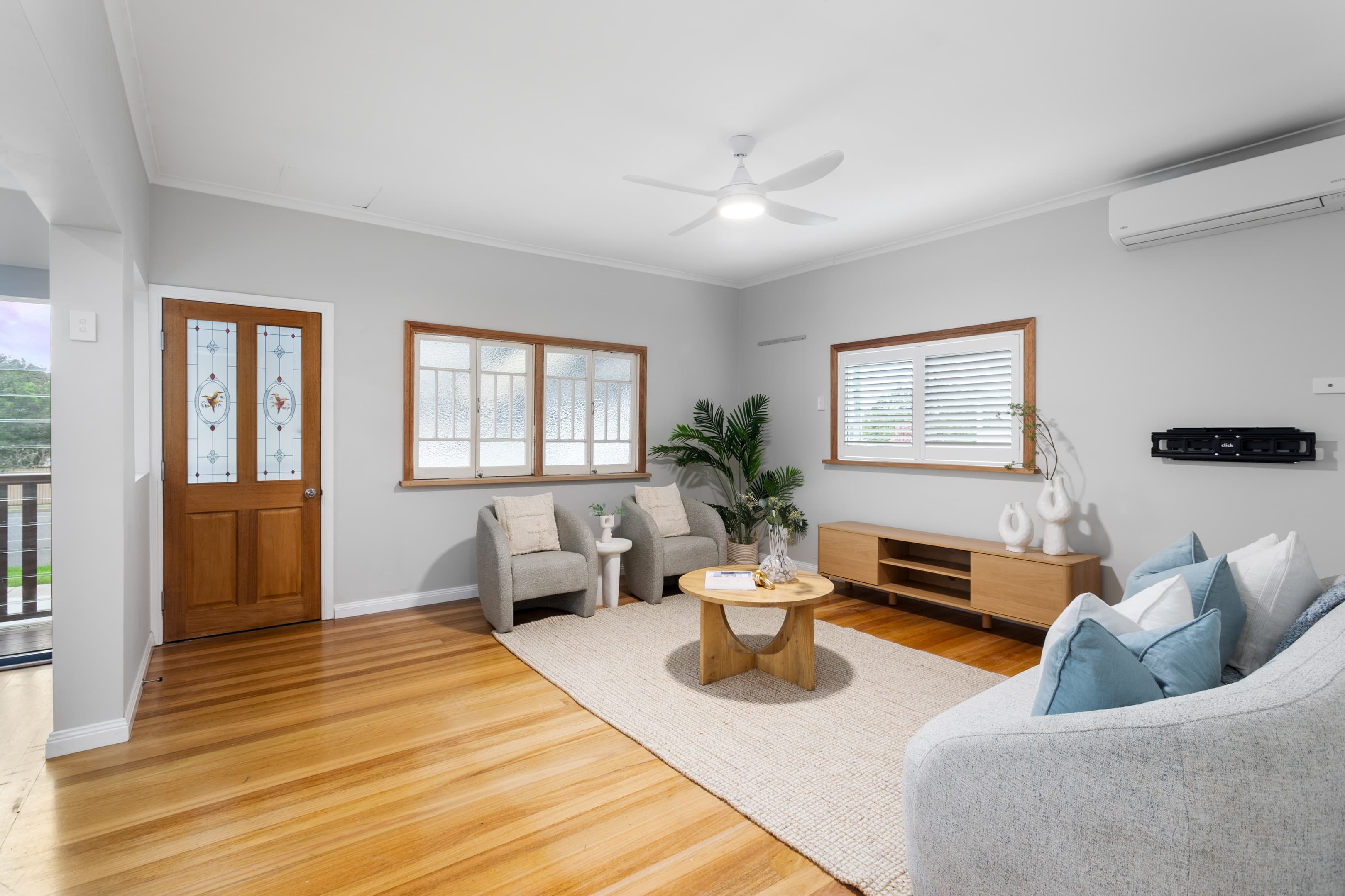 102 Scarborough Road, Redcliffe — photo 3 of 5
