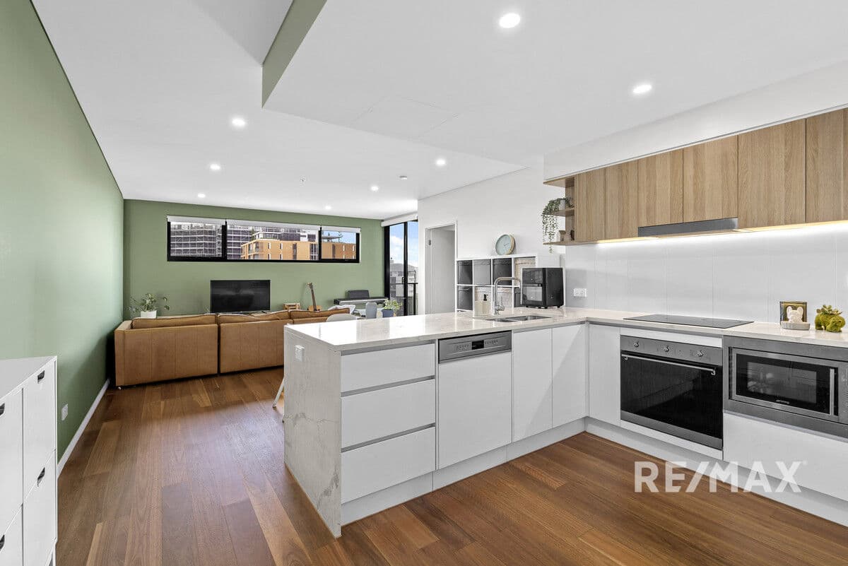 35/9 Flora Street, Stones Corner — photo 1 of 5