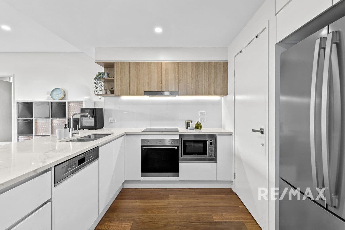 35/9 Flora Street, Stones Corner — photo 2 of 5