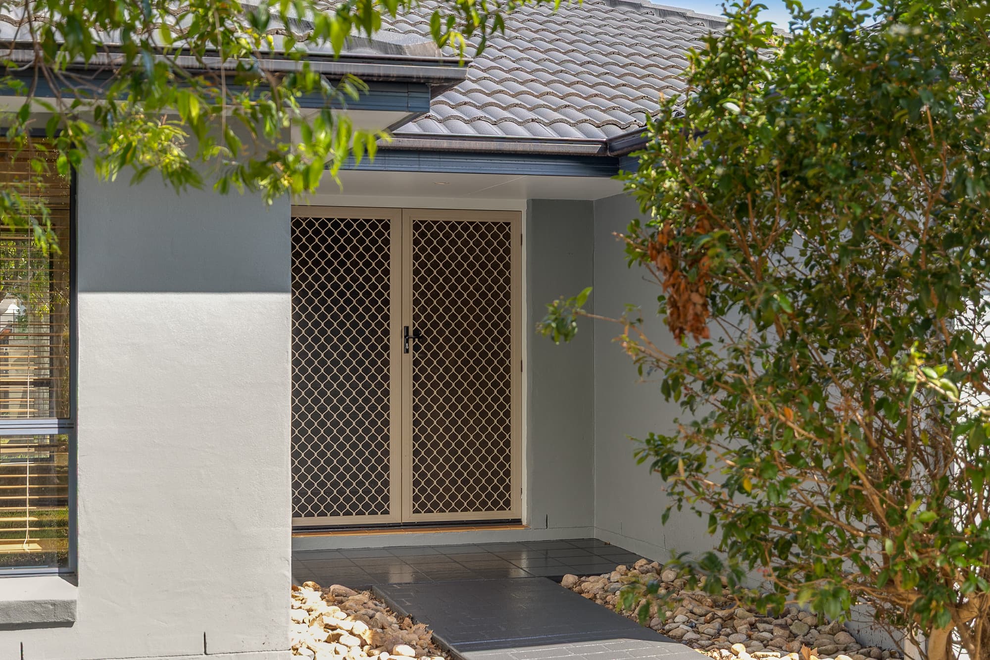 7 Currawong Drive, Highfields — photo 2 of 5