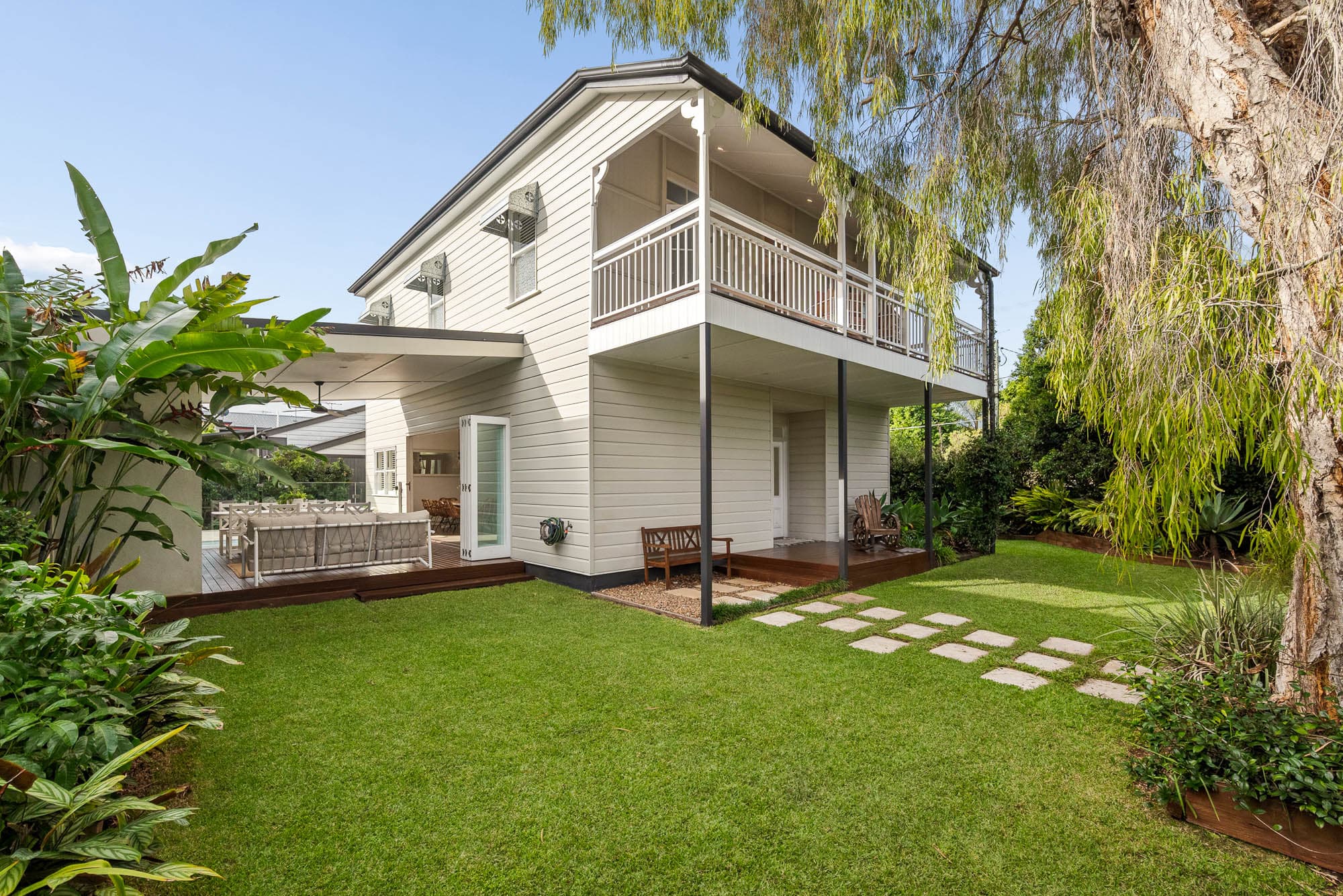 108 Kates Street, Morningside — photo 1 of 5
