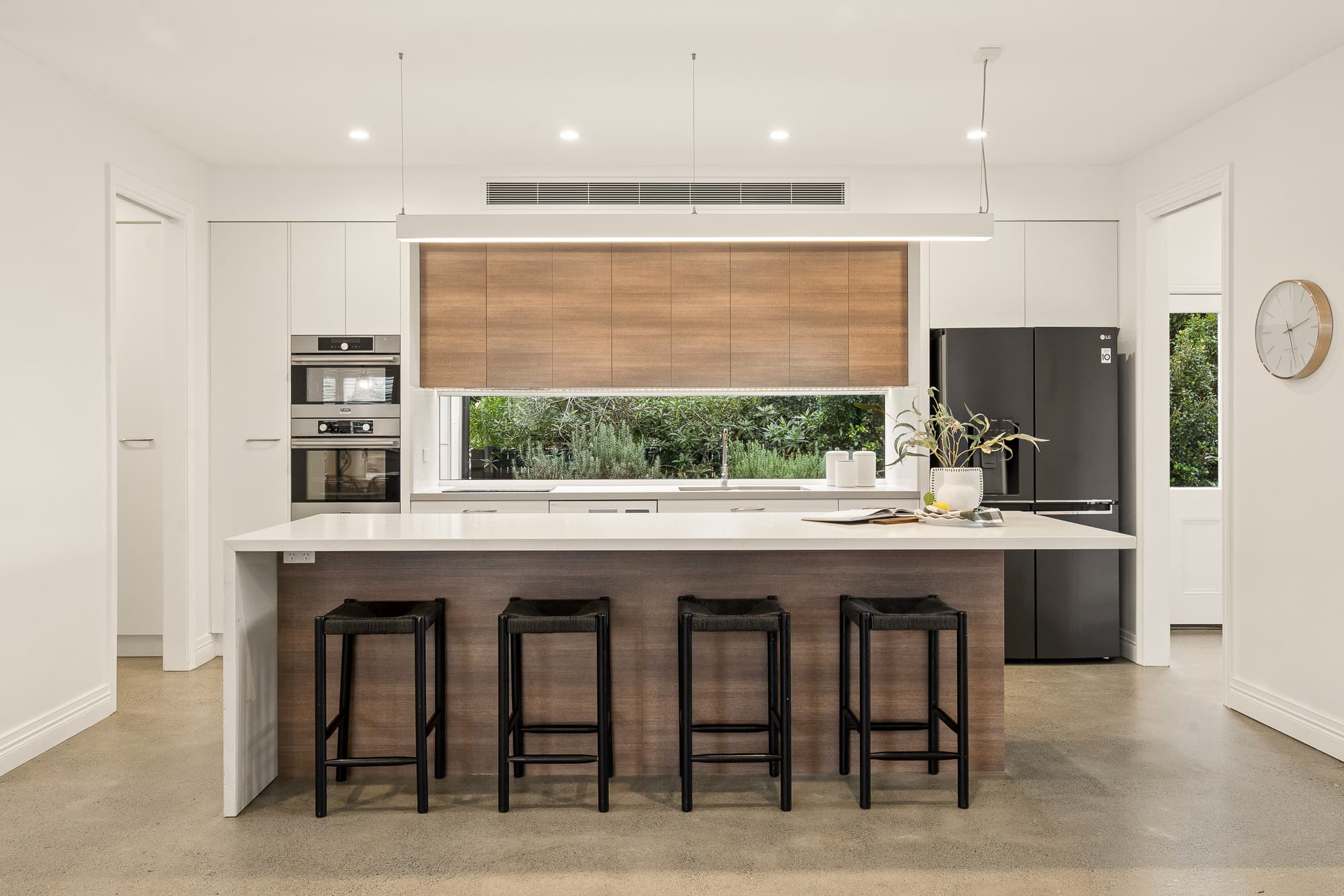 108 Kates Street, Morningside — photo 3 of 5