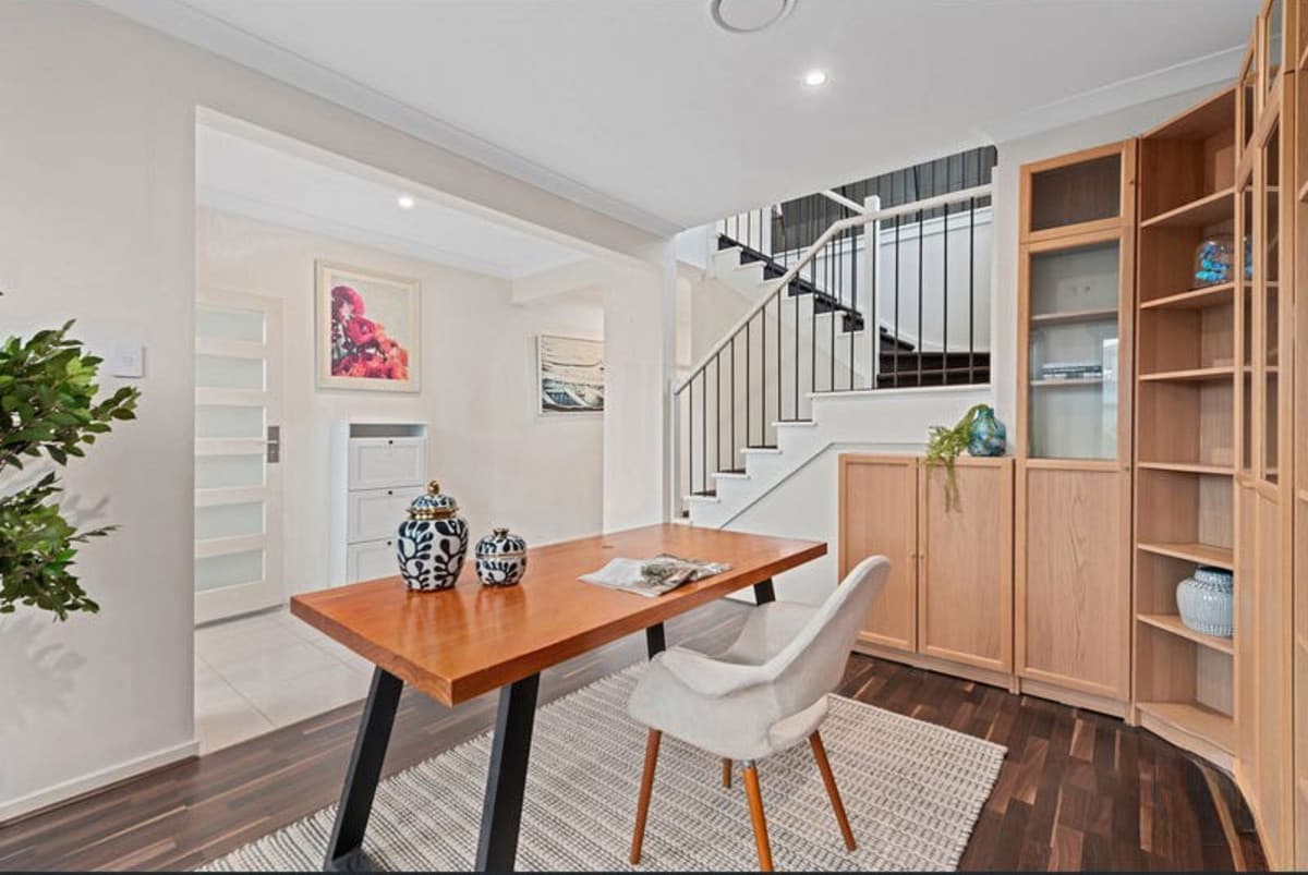 44 Ivory Crescent, Pallara — photo 2 of 5